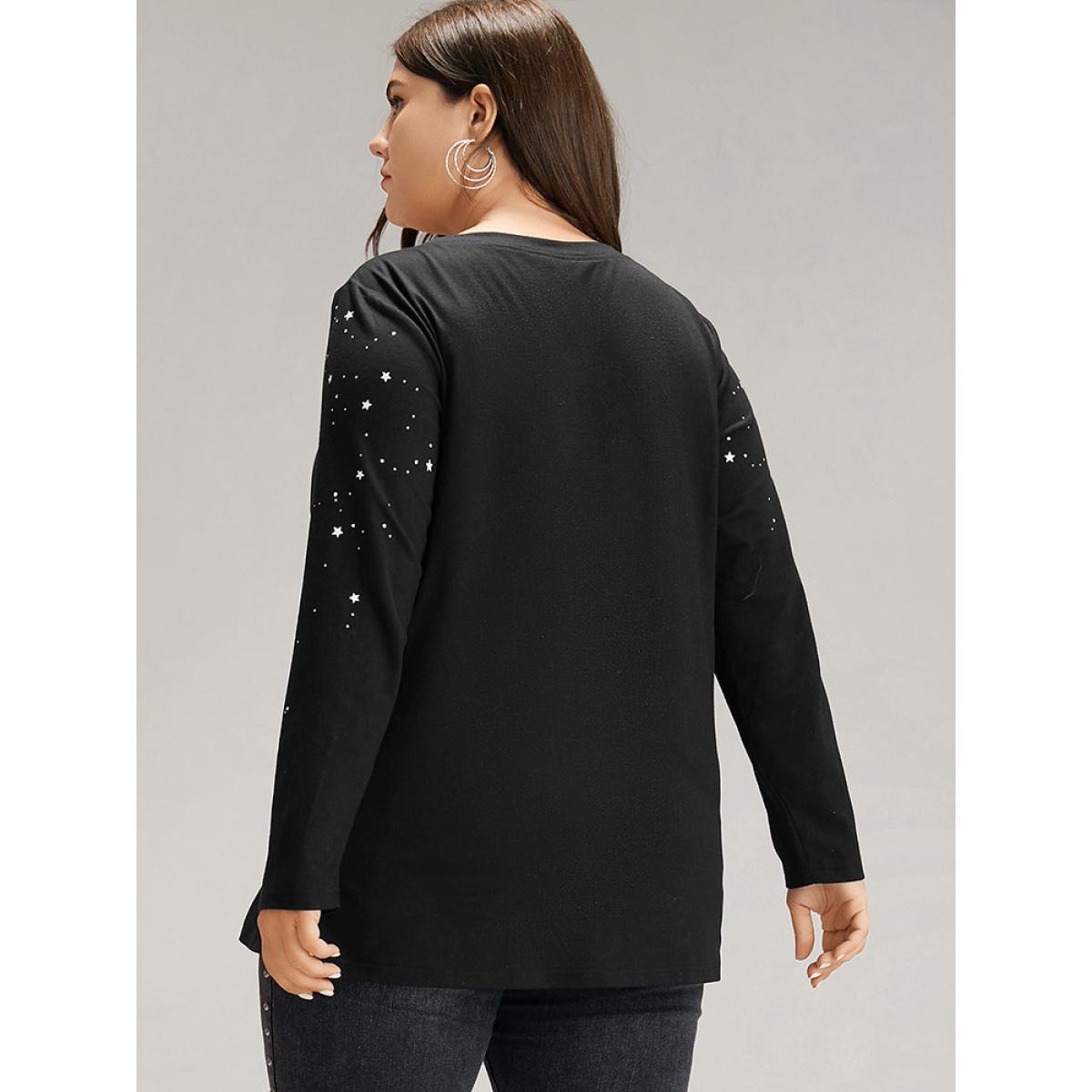 Plus Size Moon & Star Print Contrast T-shirt Black Women Casual Printed Star and moon Dailywear T-shirts BloomChic 14-16/1X Product Image