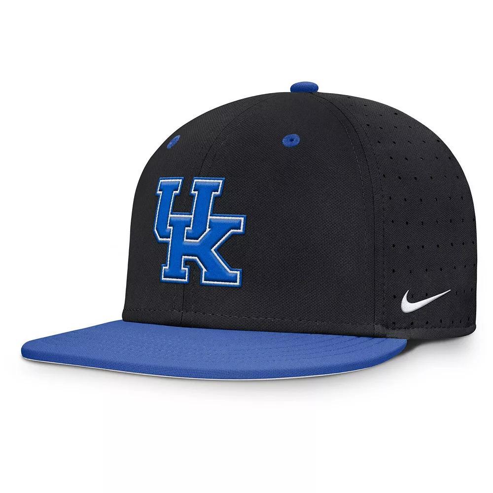Mens Nike Kentucky Wildcats On-Field Dugout True Performance Fitted Hat Product Image
