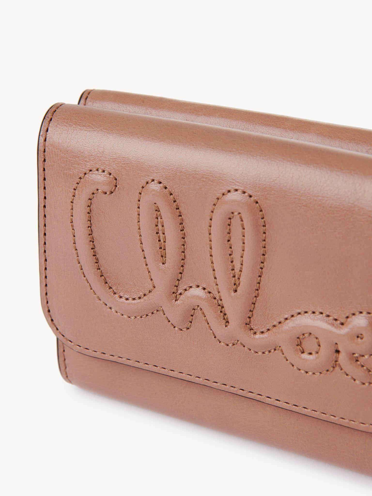 C Chloé small tri-fold in shiny leather Product Image