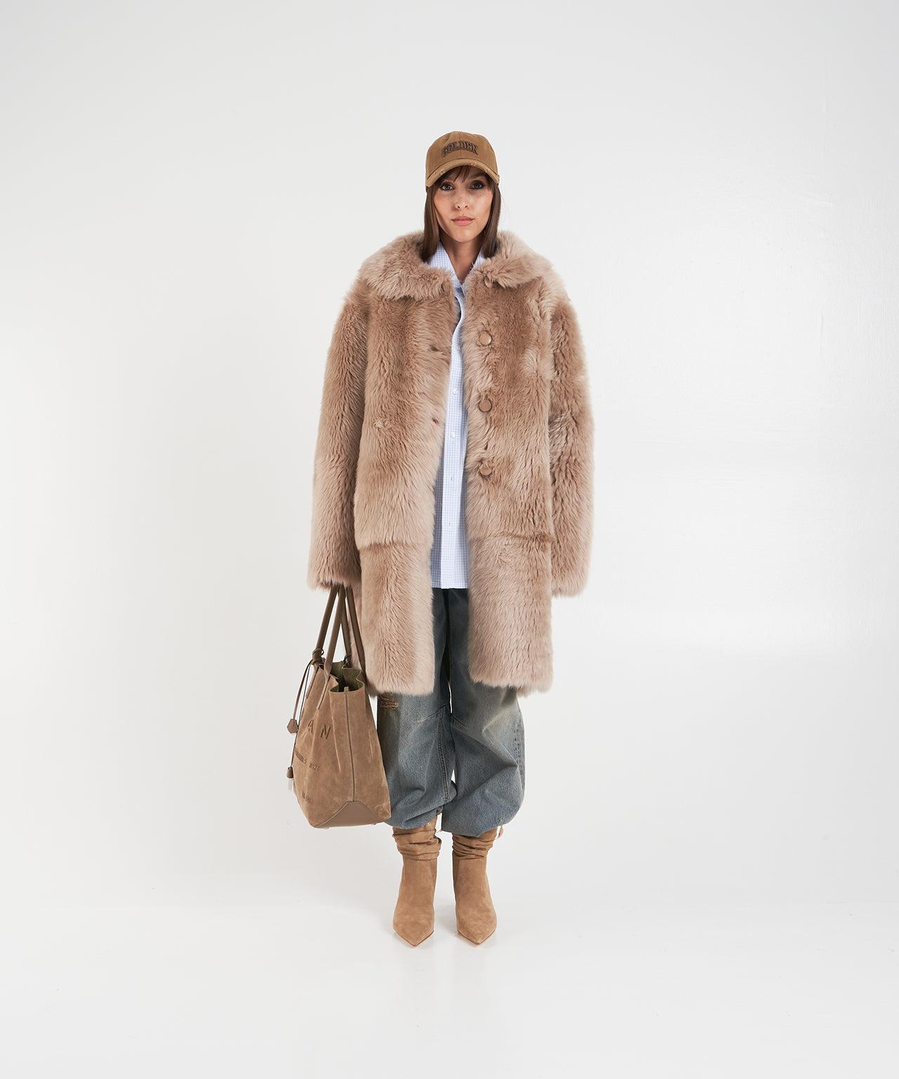 Lamb fur coat Product Image