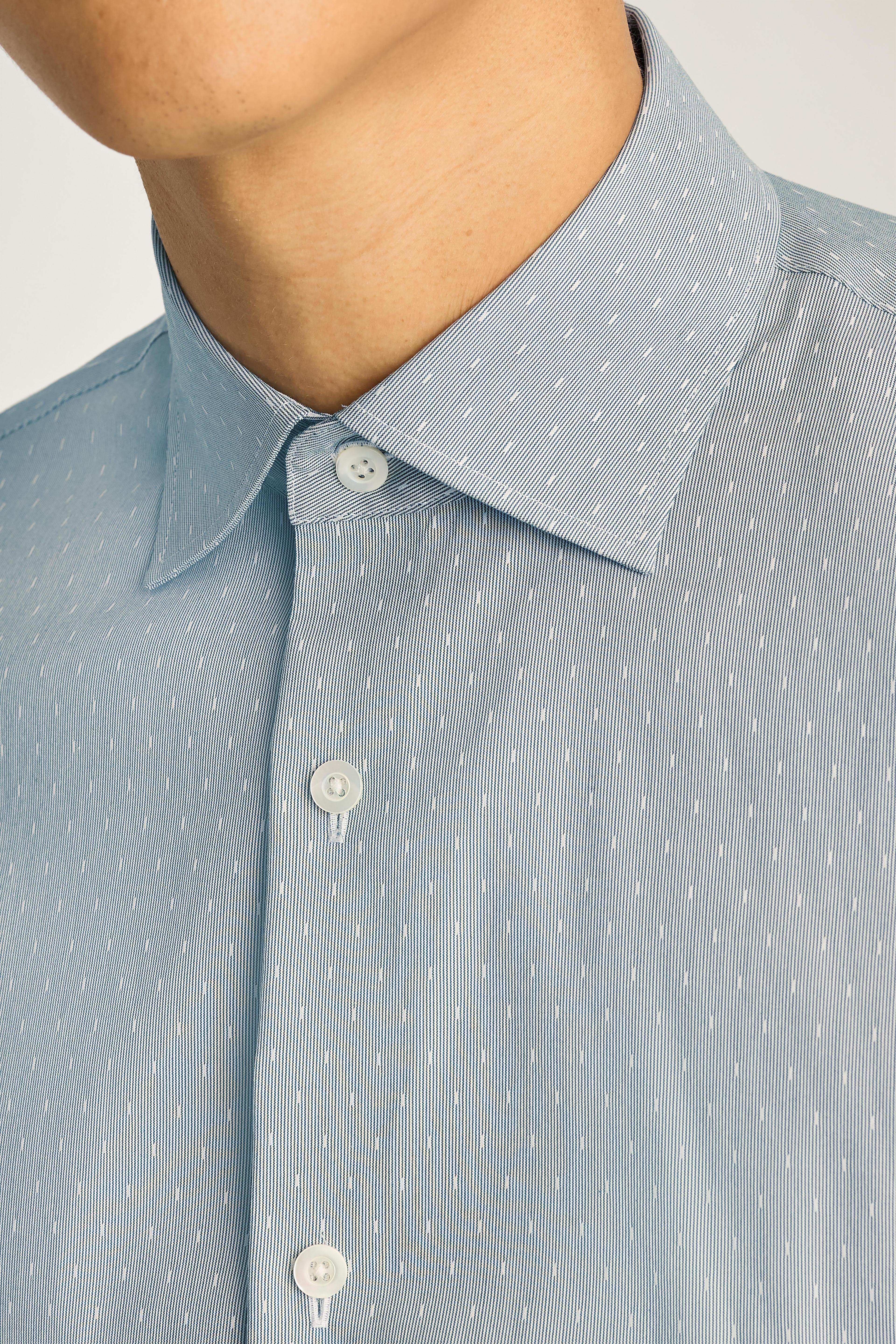 Jetsetter Stretch Dress Shirt Product Image