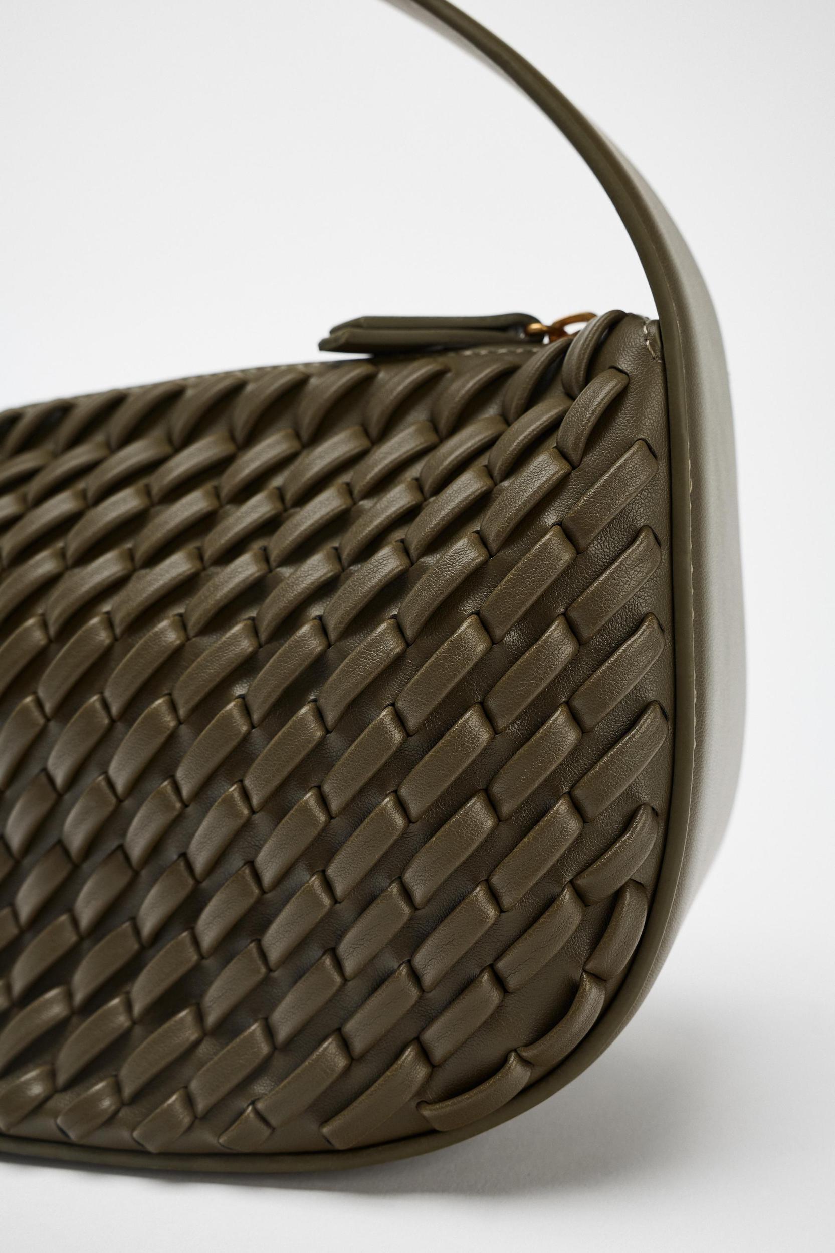 WOVEN EFFECT HANDBAG Product Image