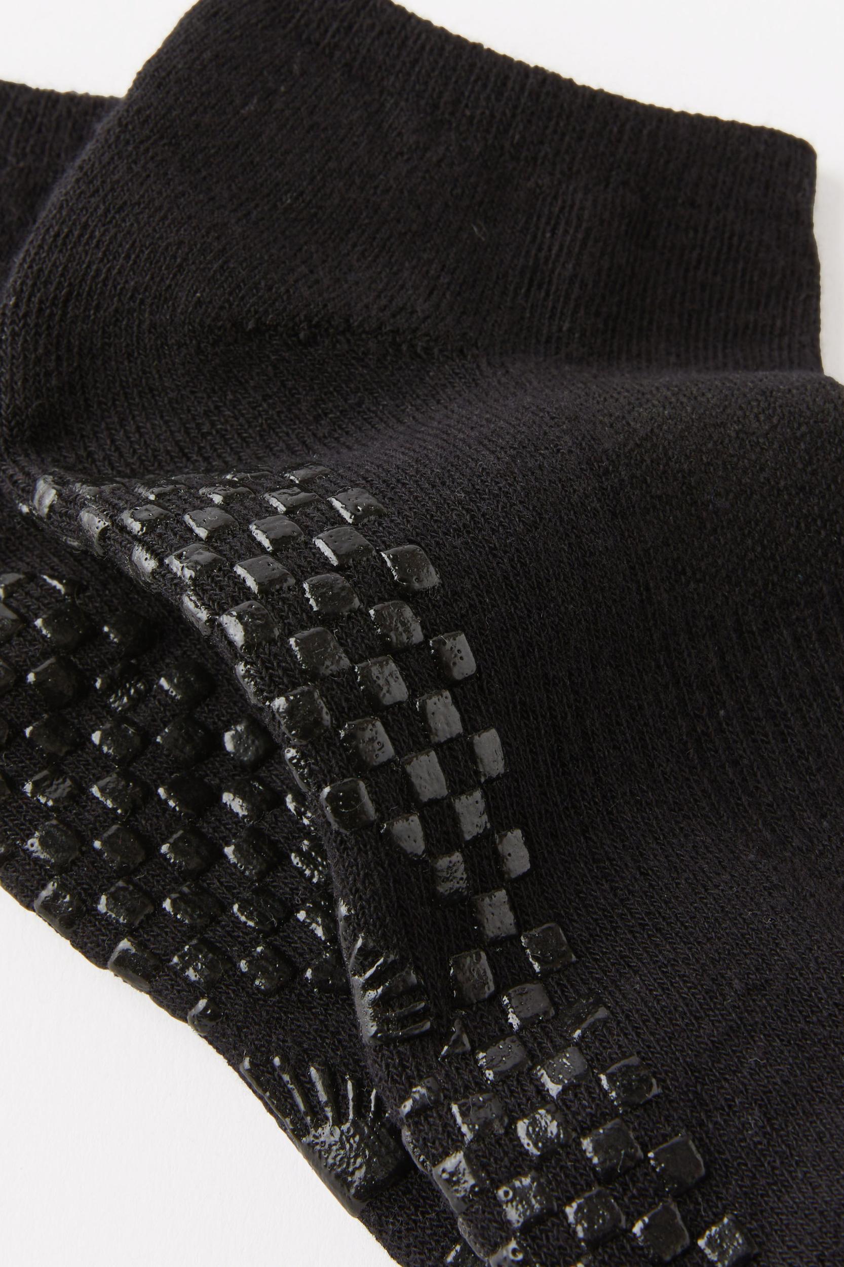 Performance Studio Sock Product Image