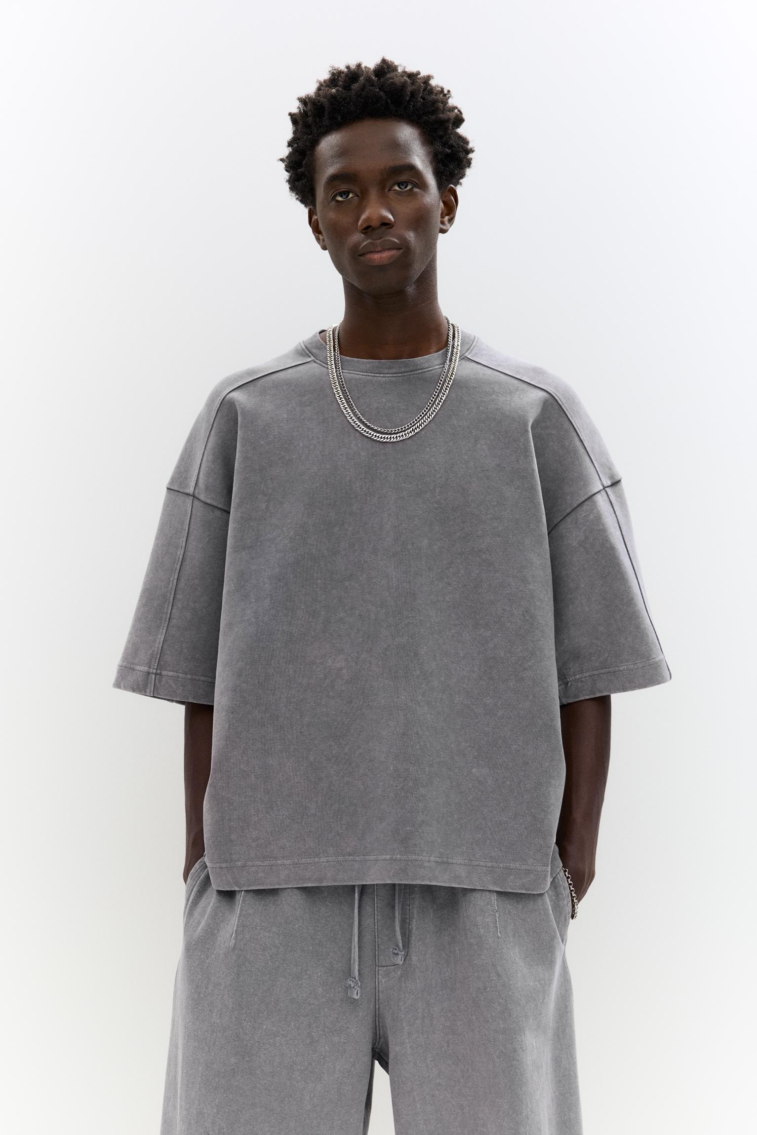 Boxy short sleeve sweatshirt Product Image