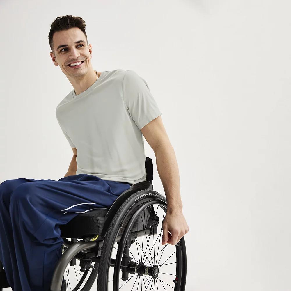 Men's Tek Gear® Adaptive DryTek Tee,  Product Image