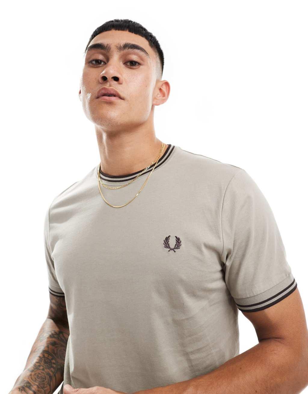 Fred Perry twin tipped t-shirt in light gray Product Image