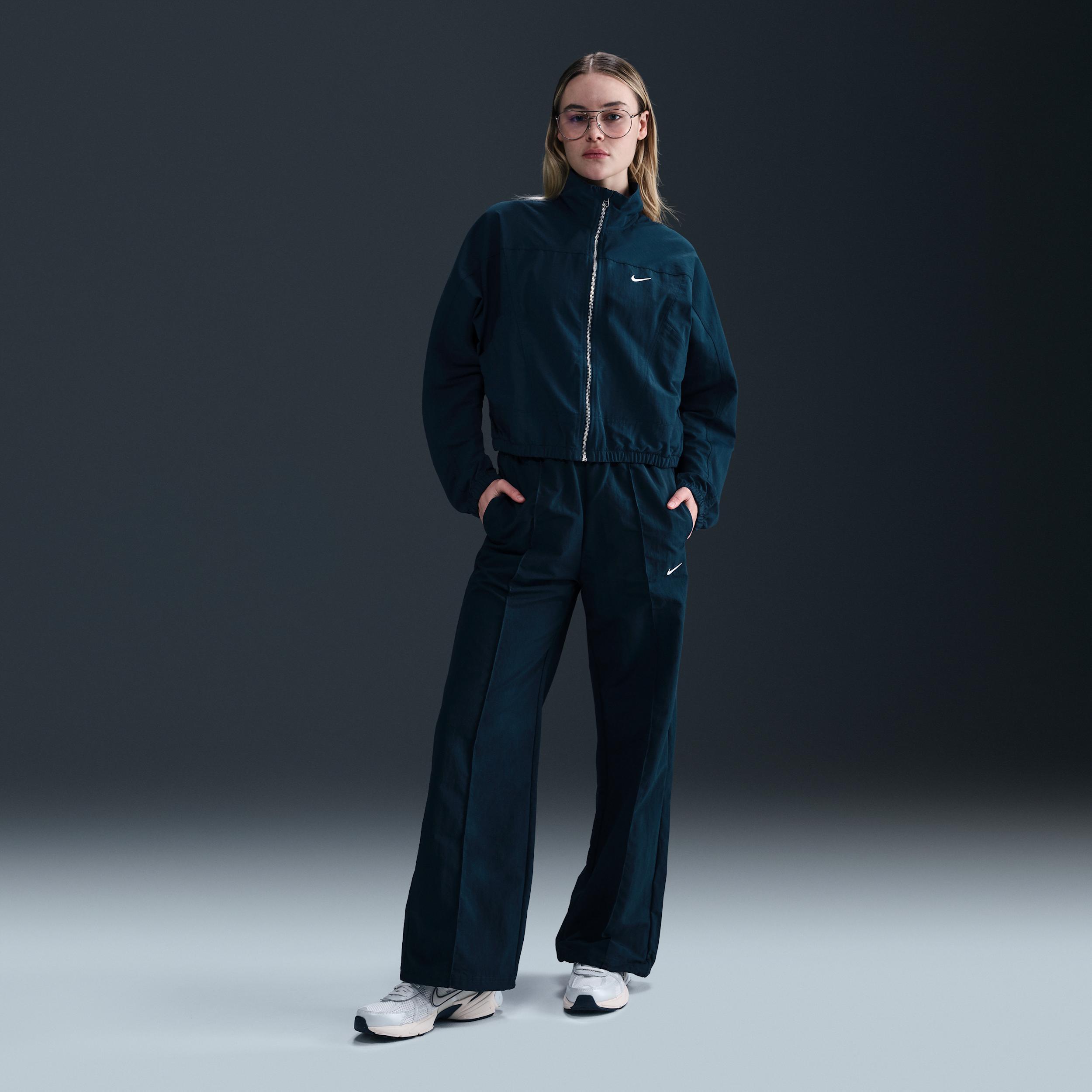 Women's Nike Sportswear Everything Wovens Oversized Repel UV Protection Jacket (Plus Size) Product Image