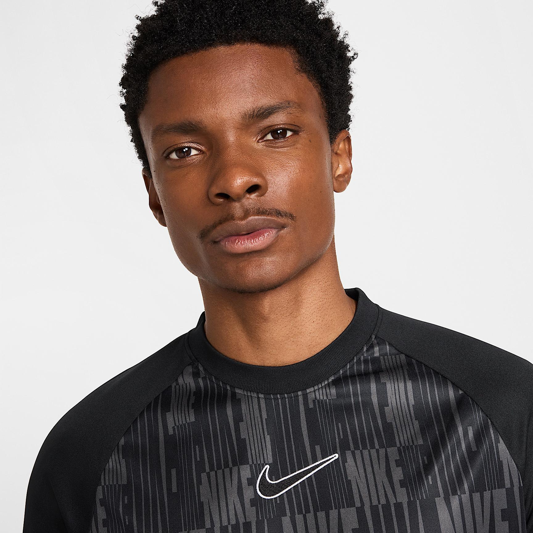 Nike Academy Men's Dri-FIT Short-Sleeve Soccer Top Product Image