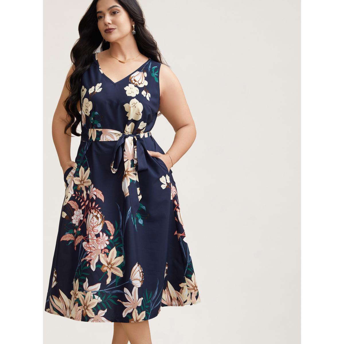 Plus Size Floral Print V Neck Pockets Midi Dress DarkBlue Women Elegant Belted V-neck Sleeveless Curvy BloomChic 30/6X Product Image