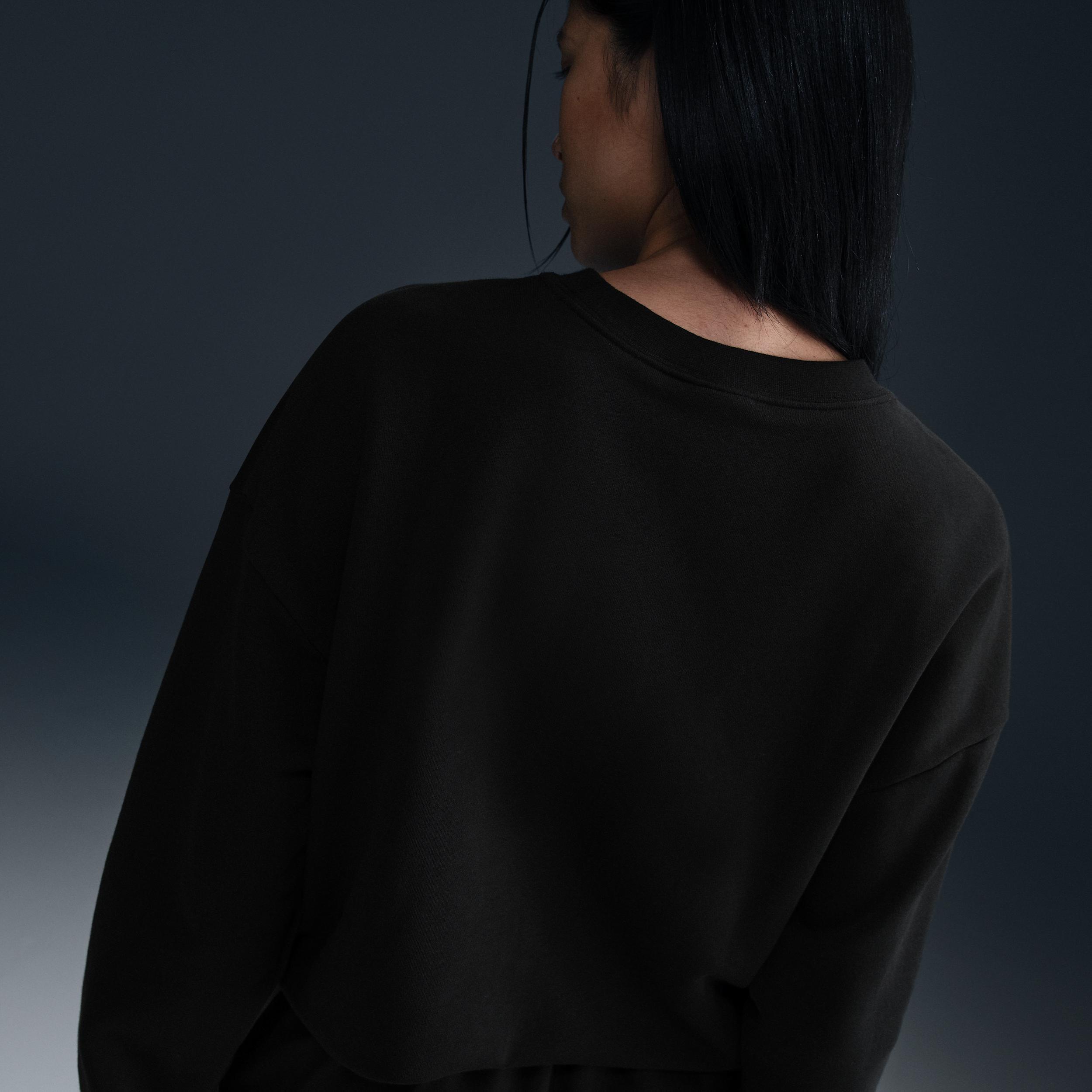 Womens Nike Sportswear Club Fleece Loose Crew-Neck Sweatshirt | HV2326-010 Product Image