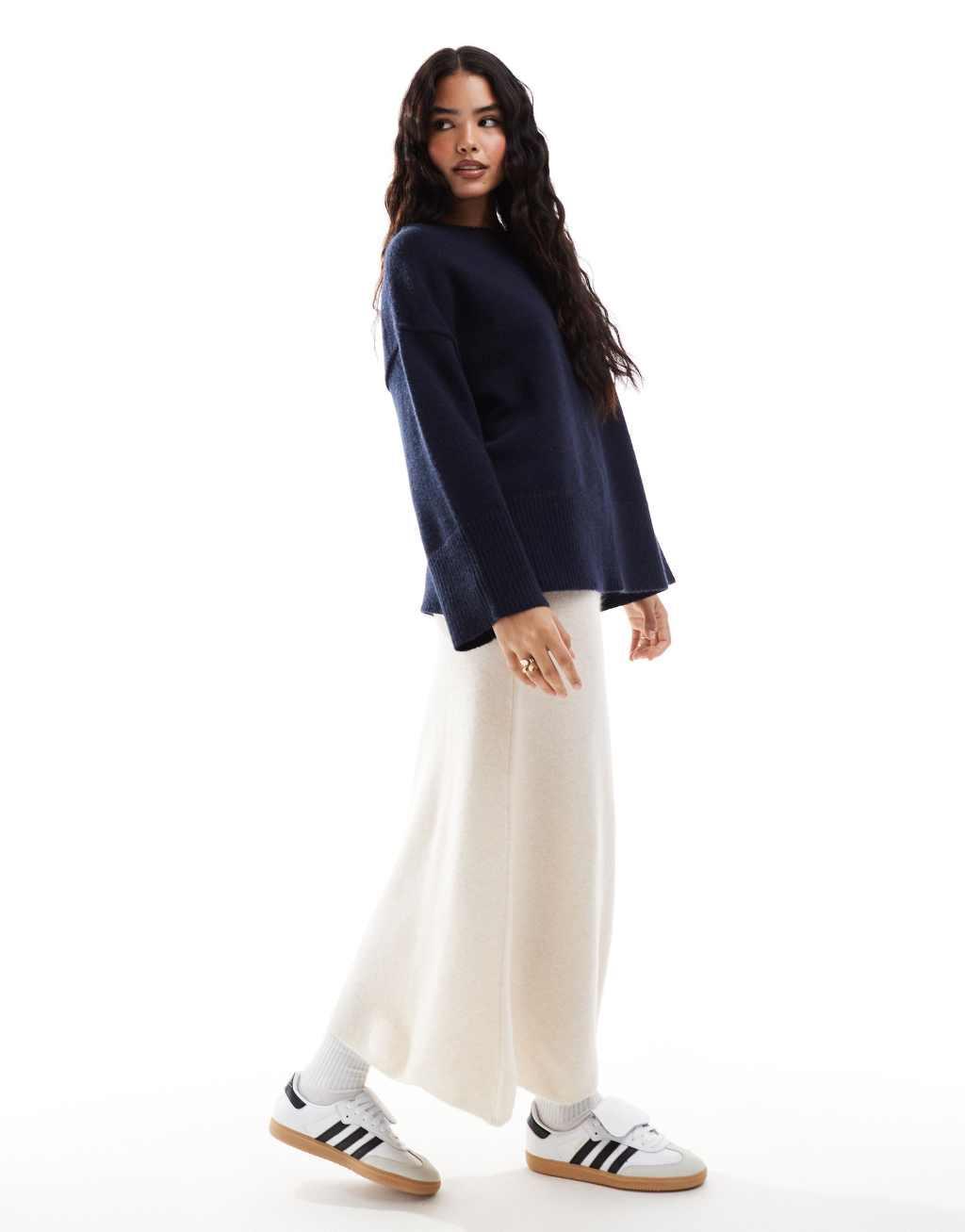 Pretty Lavish oversized knit sweater in navy Product Image