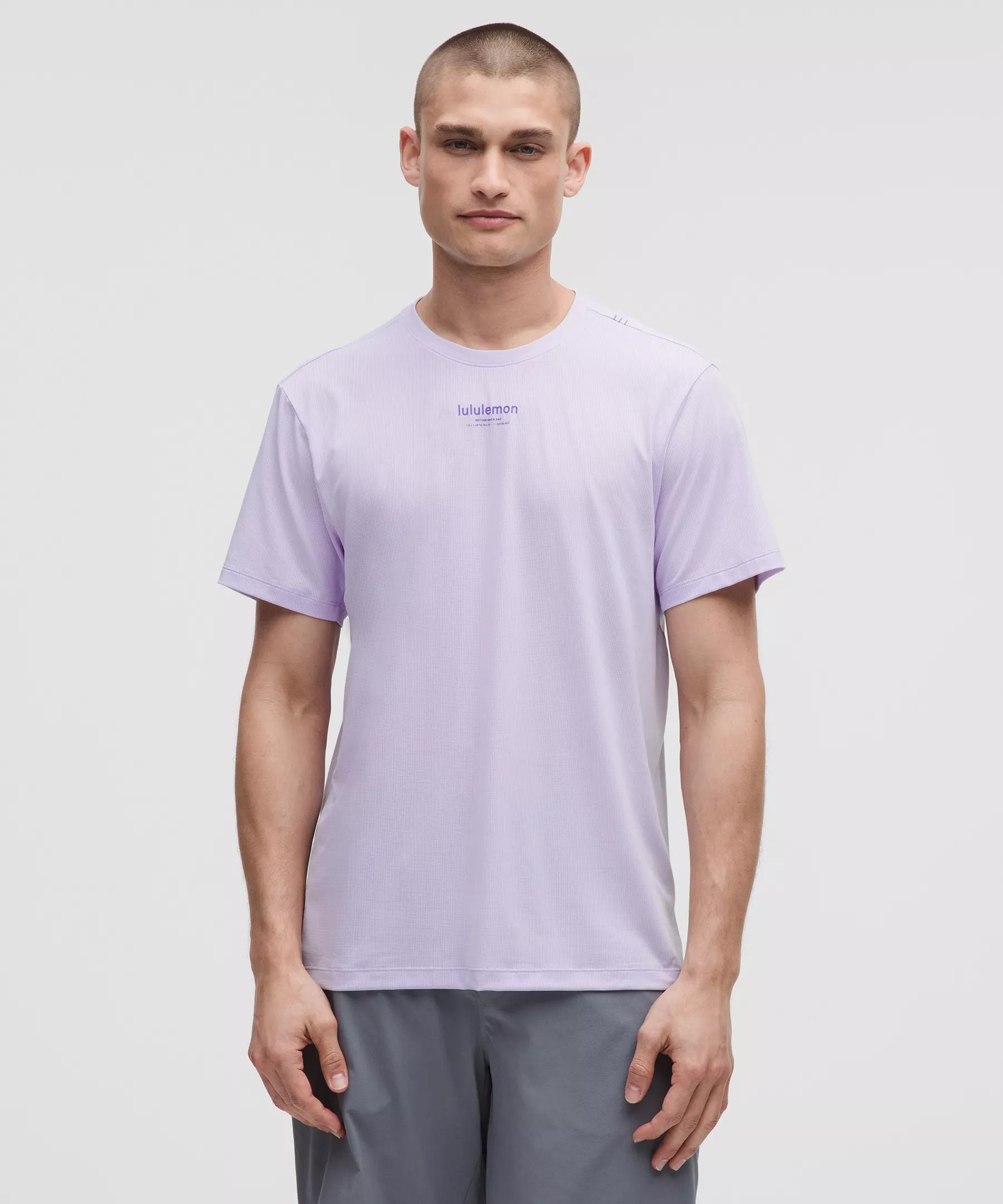 Lightweight Knit Workout Short-Sleeve Shirt Product Image