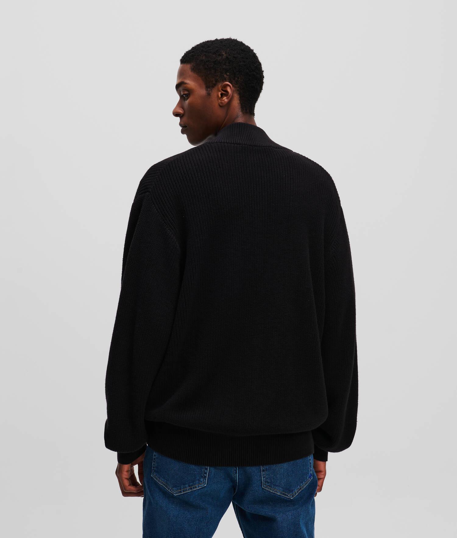 ZIP-UP SWEATER Product Image