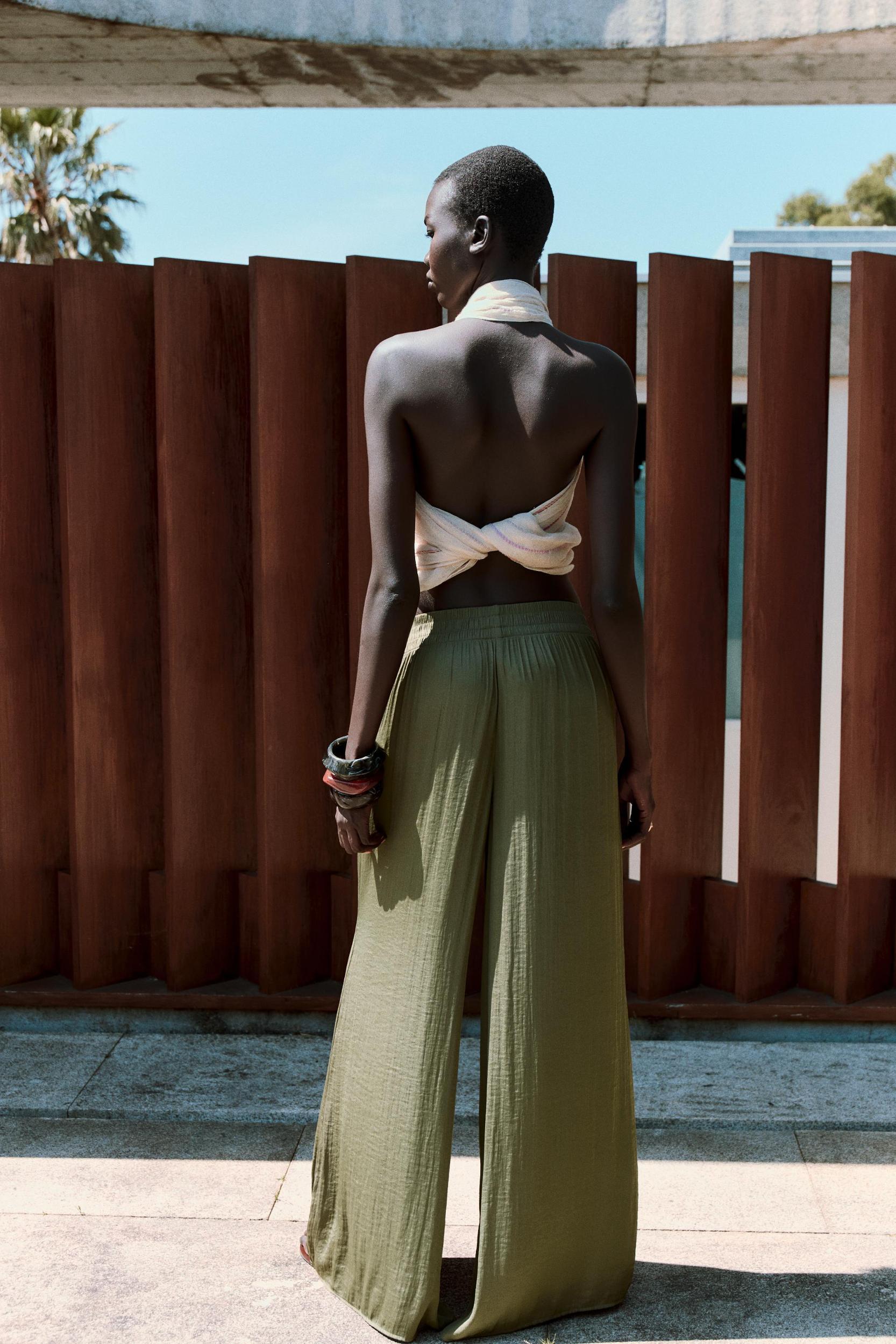 FLOWY WIDE LEG PANTS Product Image