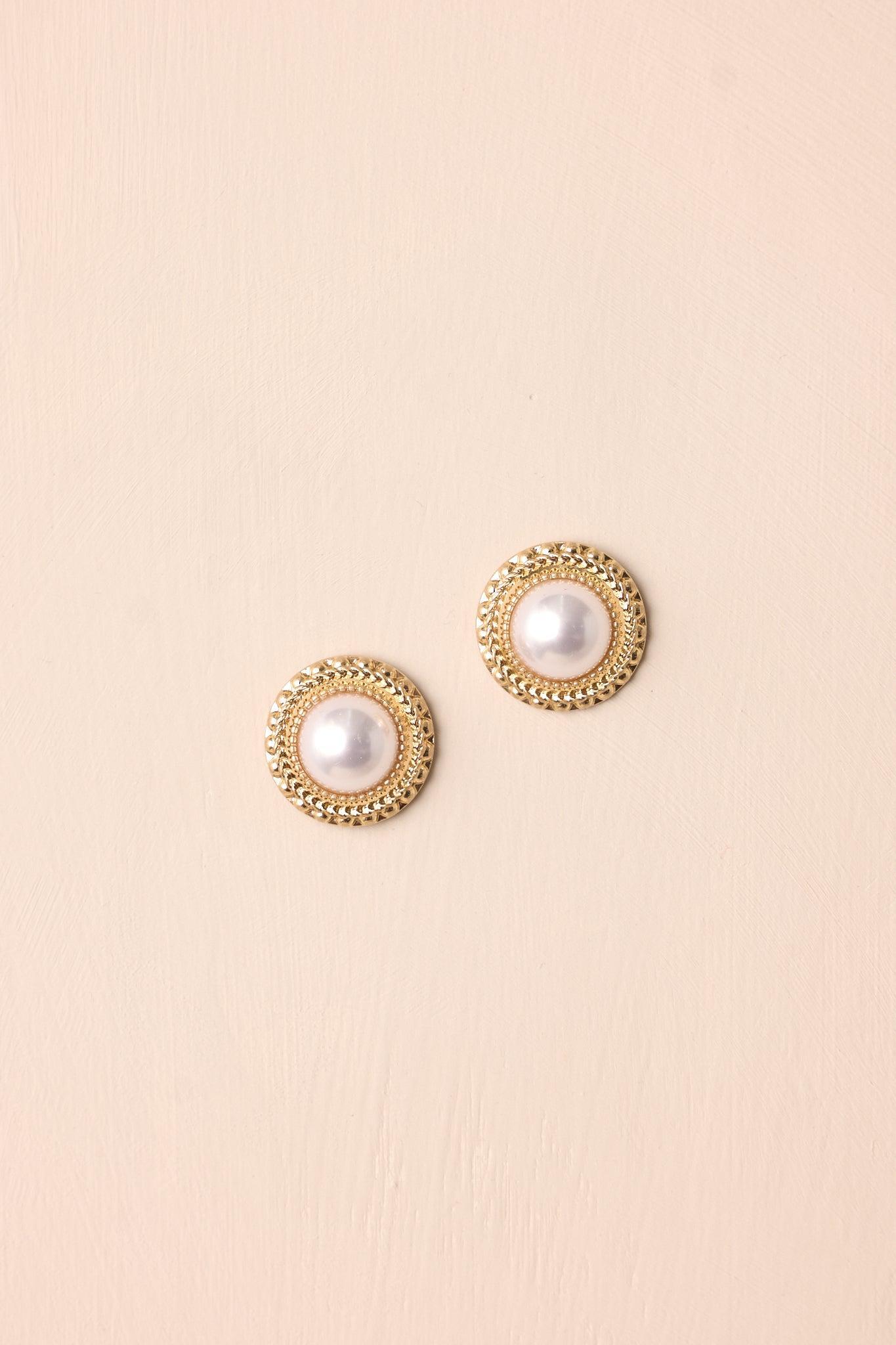 Terrace Talks Gold & Ivory Pearl Textured Earrings Product Image