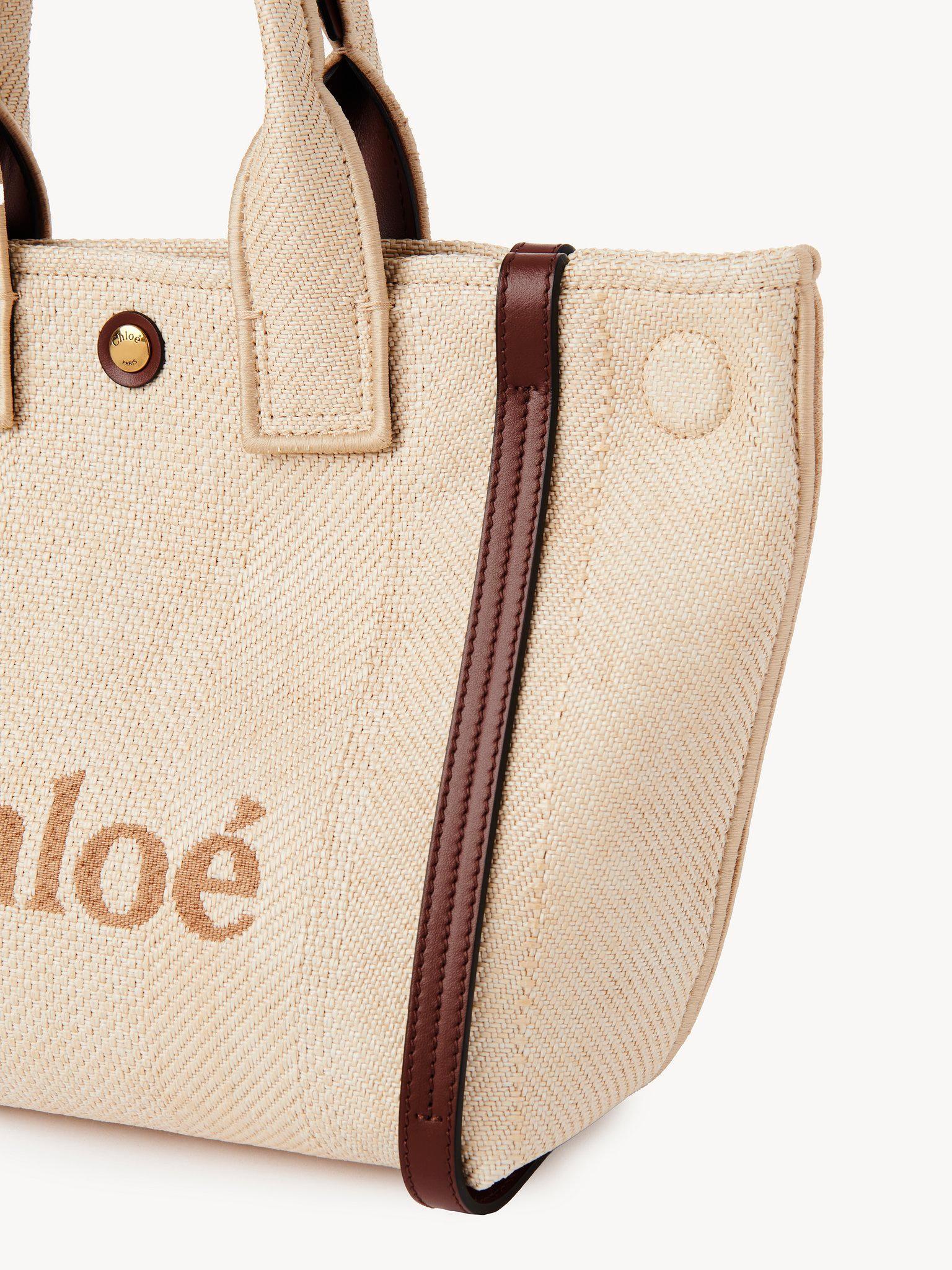 Small Chloé Carry tote bag in raffia-effect fibers Product Image