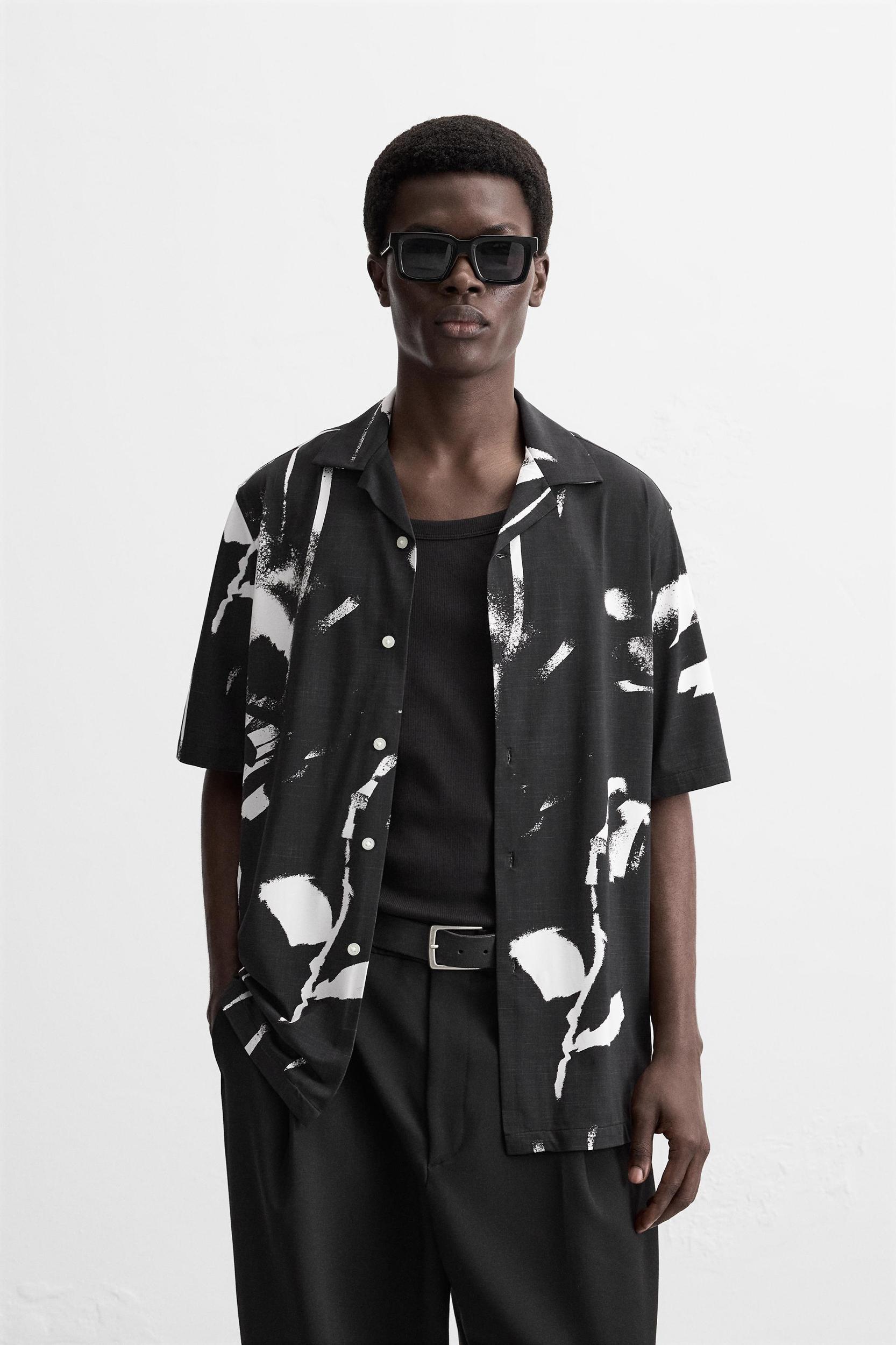 ABSTRACT PRINT STRETCH SHIRT Product Image