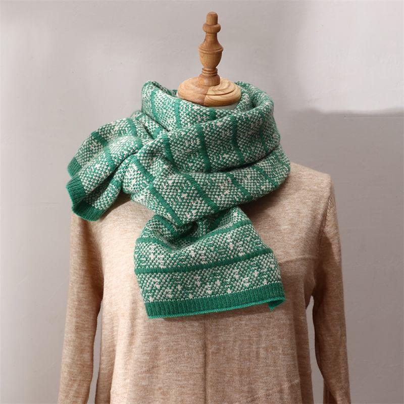 Patterned Knit Scarf Product Image