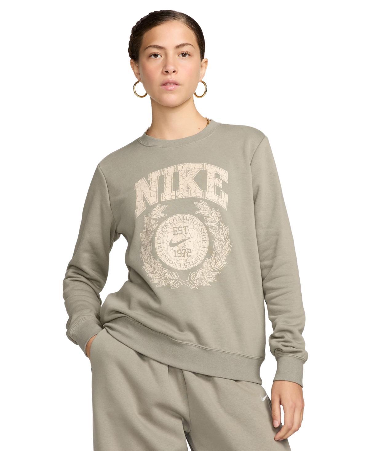 Nike Sportswear Club Fleece Women's Crew-Neck Sweatshirt Product Image