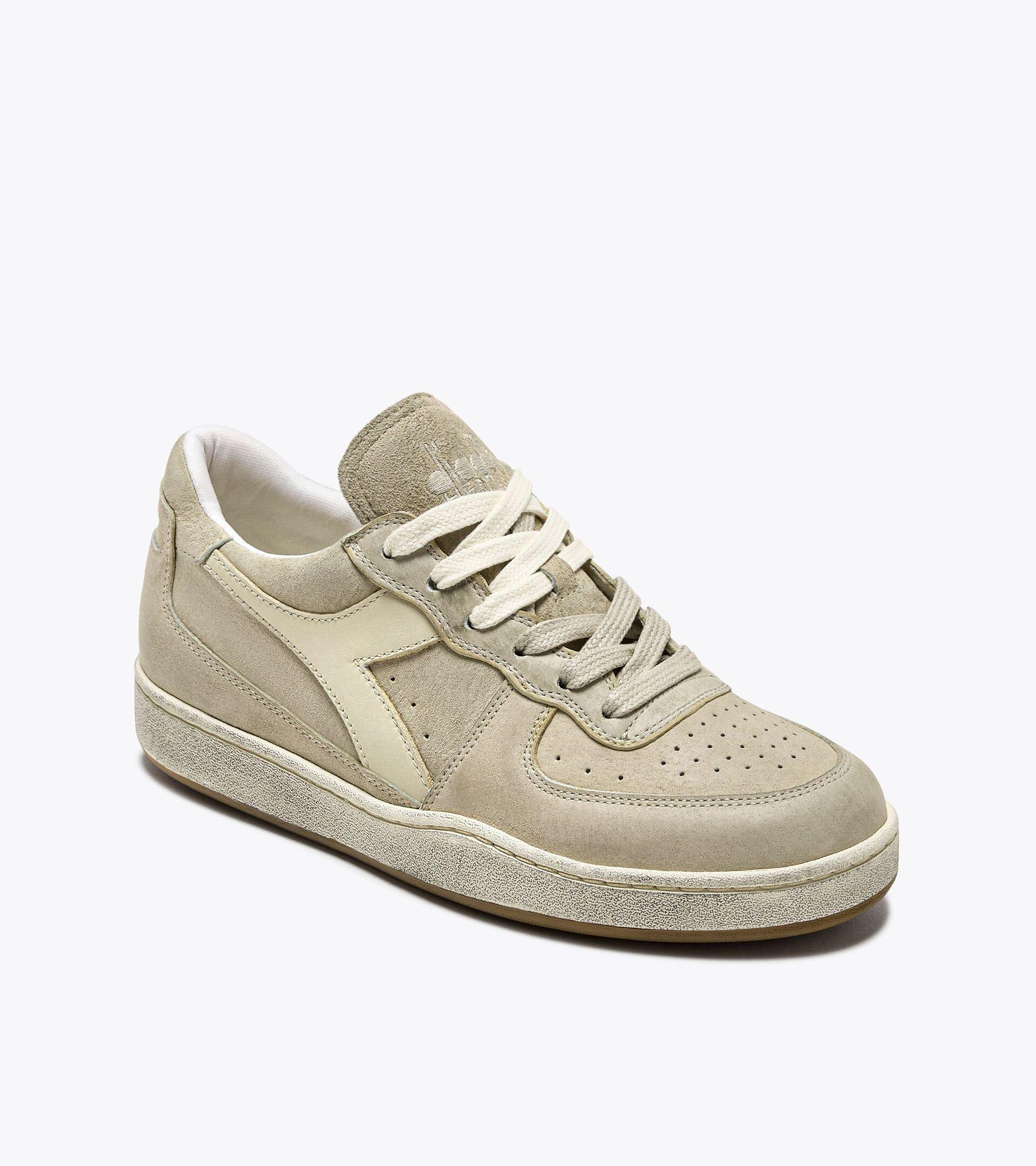 MI BASKET SUEDE LOW USED Product Image