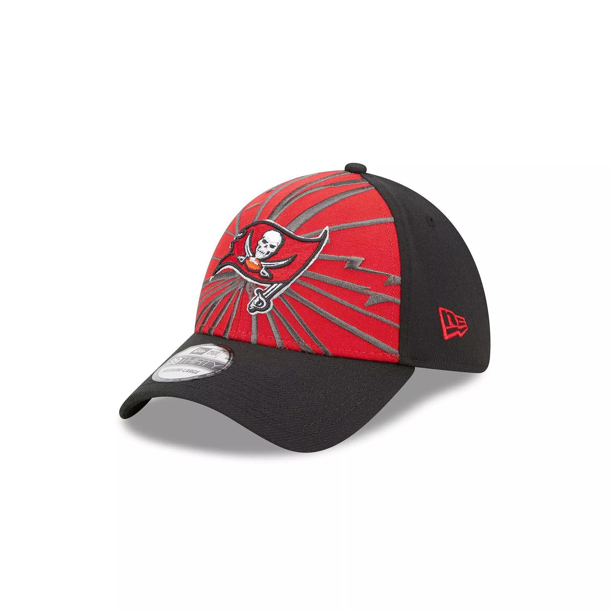 Men's New Era Red/Black Tampa Bay Buccaneers Shattered 39THIRTY Flex Hat, Size: Medium/Large Product Image