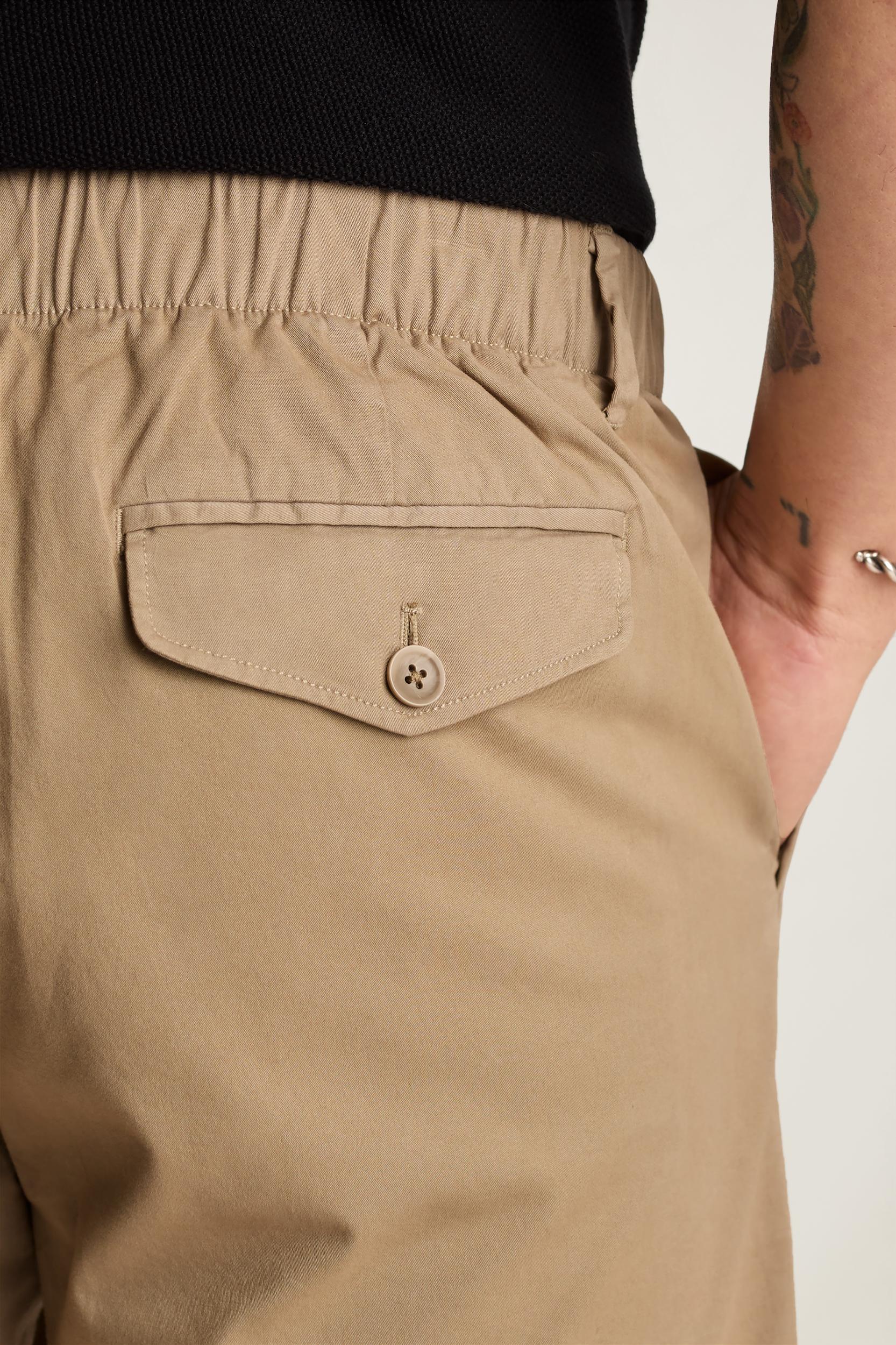 Lightweight Chino Short Product Image