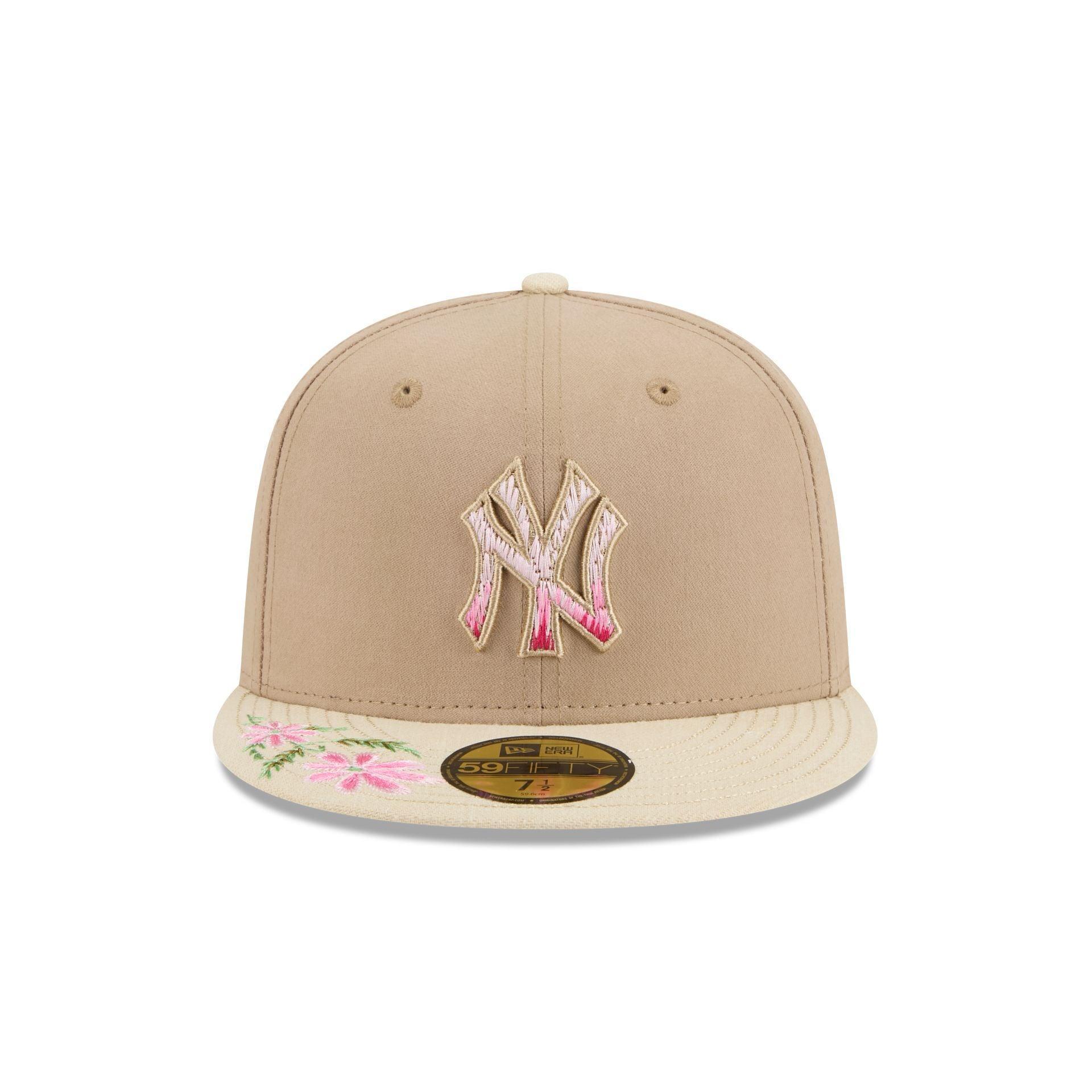 New York Yankees Hand Stitched Floral 59FIFTY Fitted Hat Male Product Image