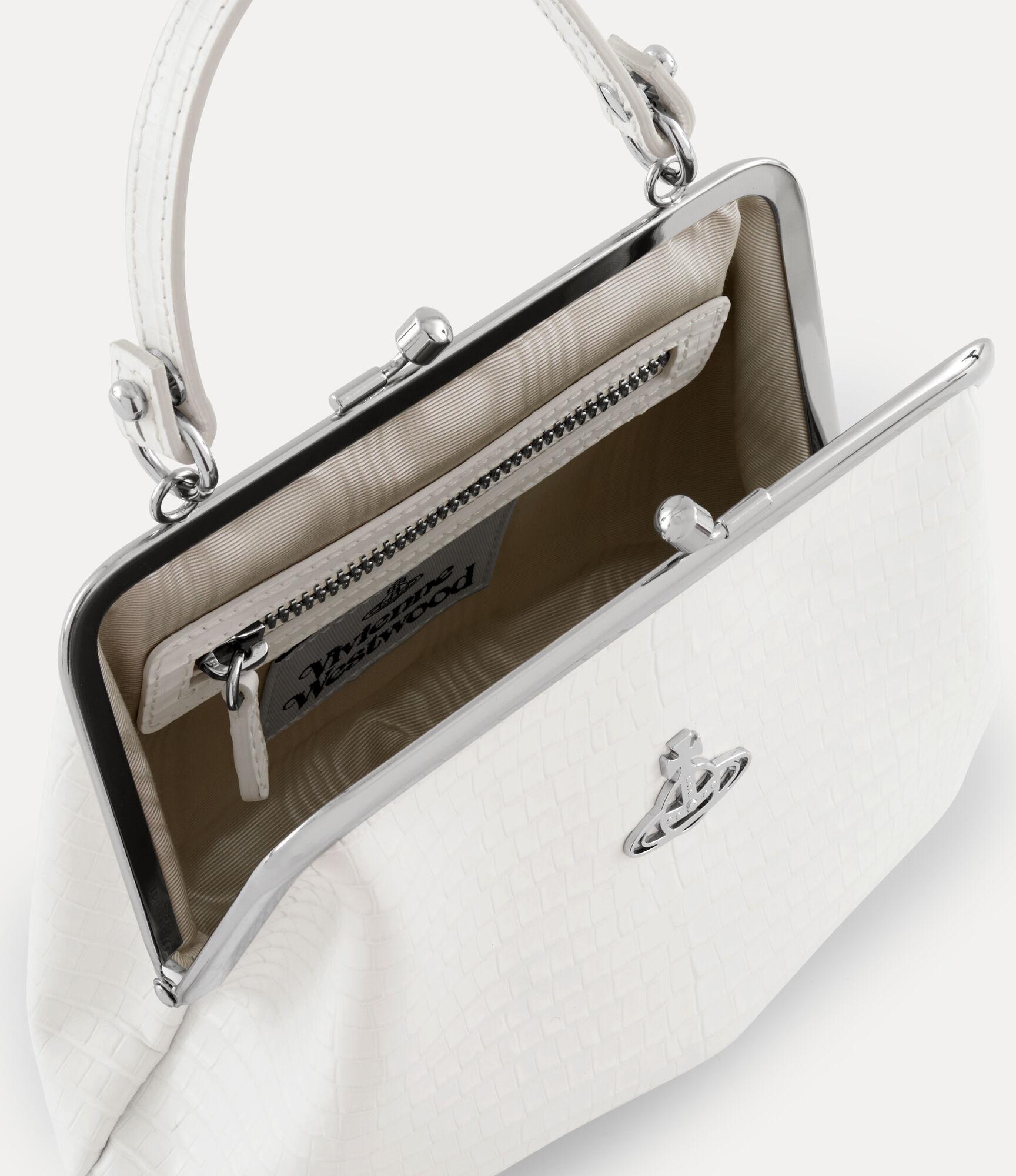 Granny Frame Purse Product Image