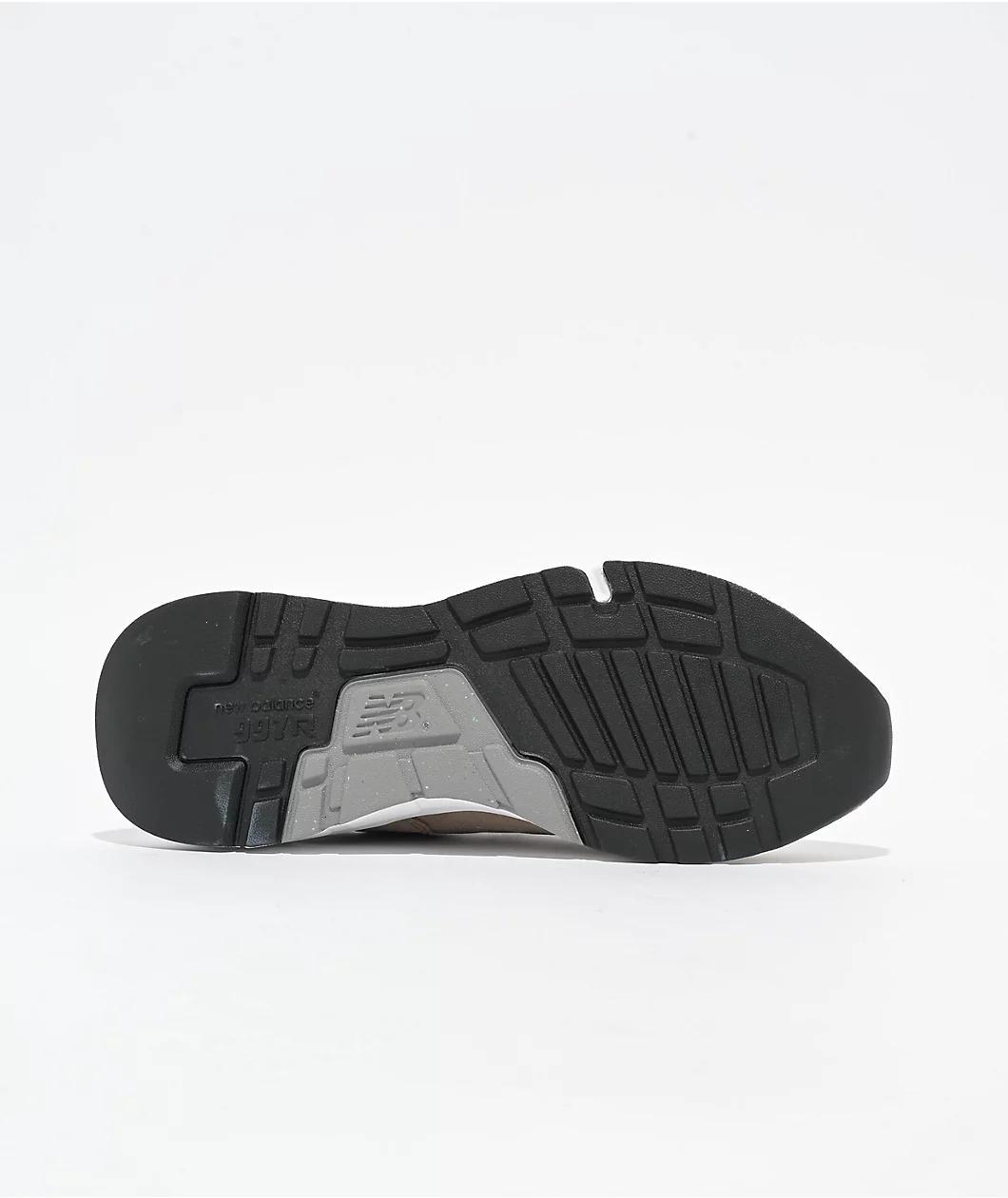 New Balance Lifestyle 997R Mushroom & Linen Shoes Product Image