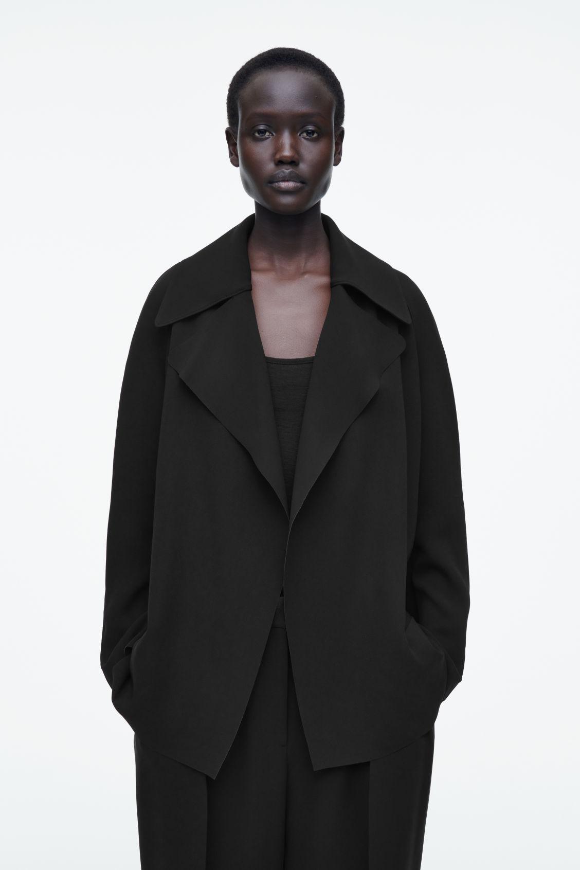 FLUID CREPE BLAZER Product Image