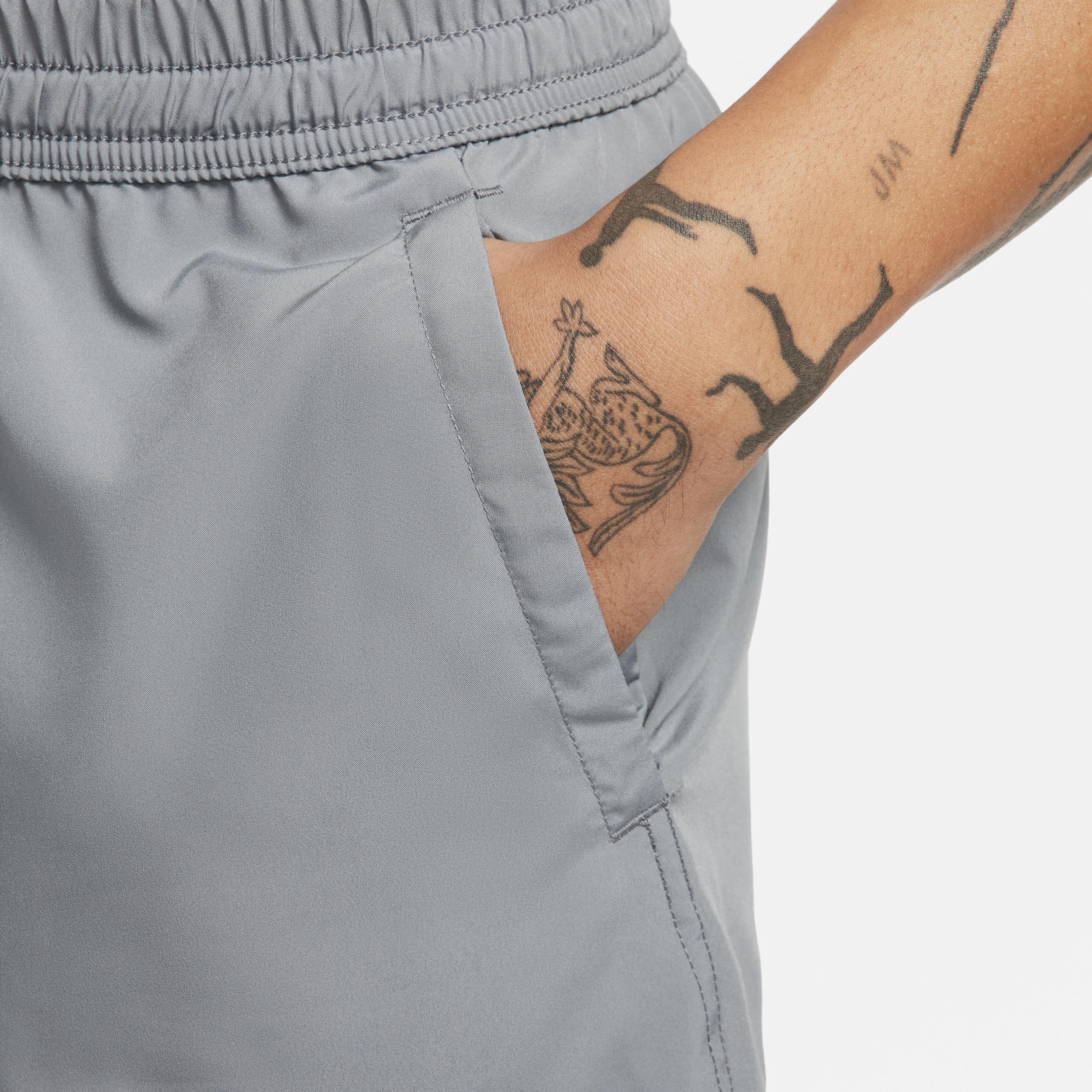 Nike Men's Form Dri-FIT 9" Unlined Versatile Shorts Product Image