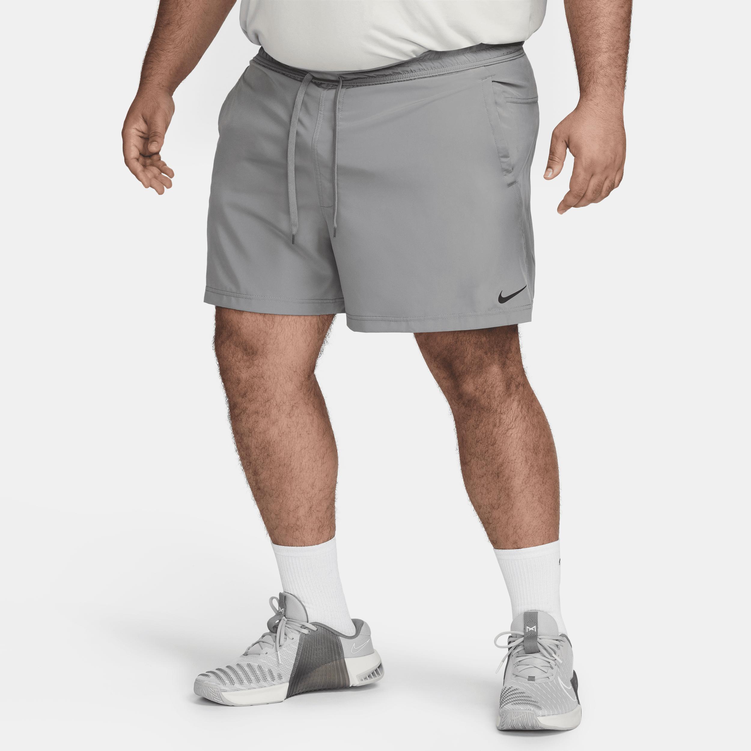 Nike Mens Form Dri-FIT Unlined 5 Versatile Shorts Product Image