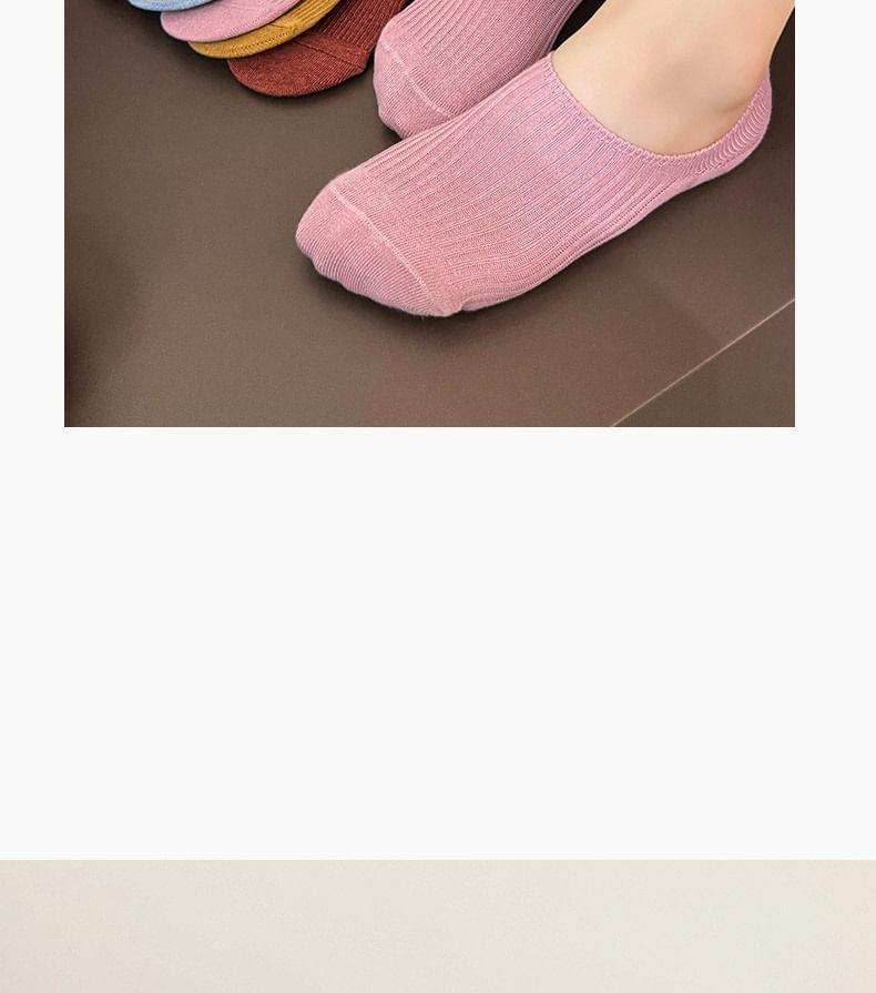 Set of 8 Pairs: Plain No Show Socks Product Image