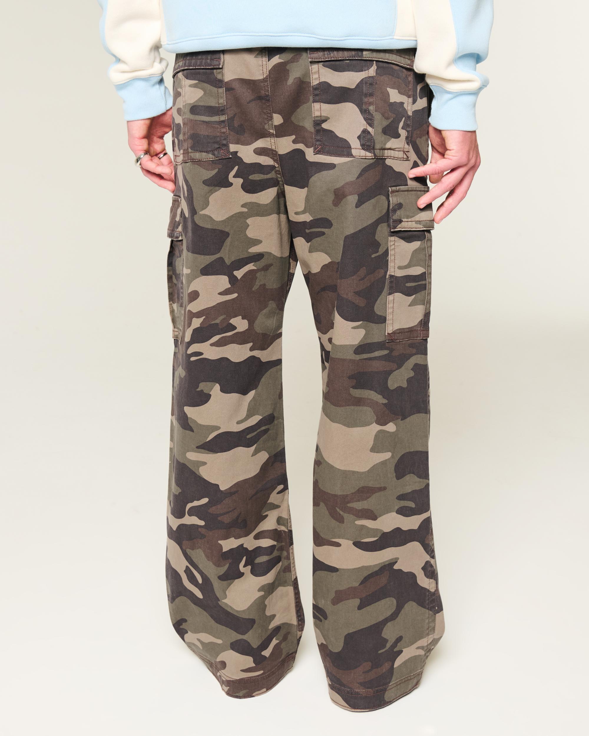 Camo Super Baggy Pull-On Cargo Pants Product Image