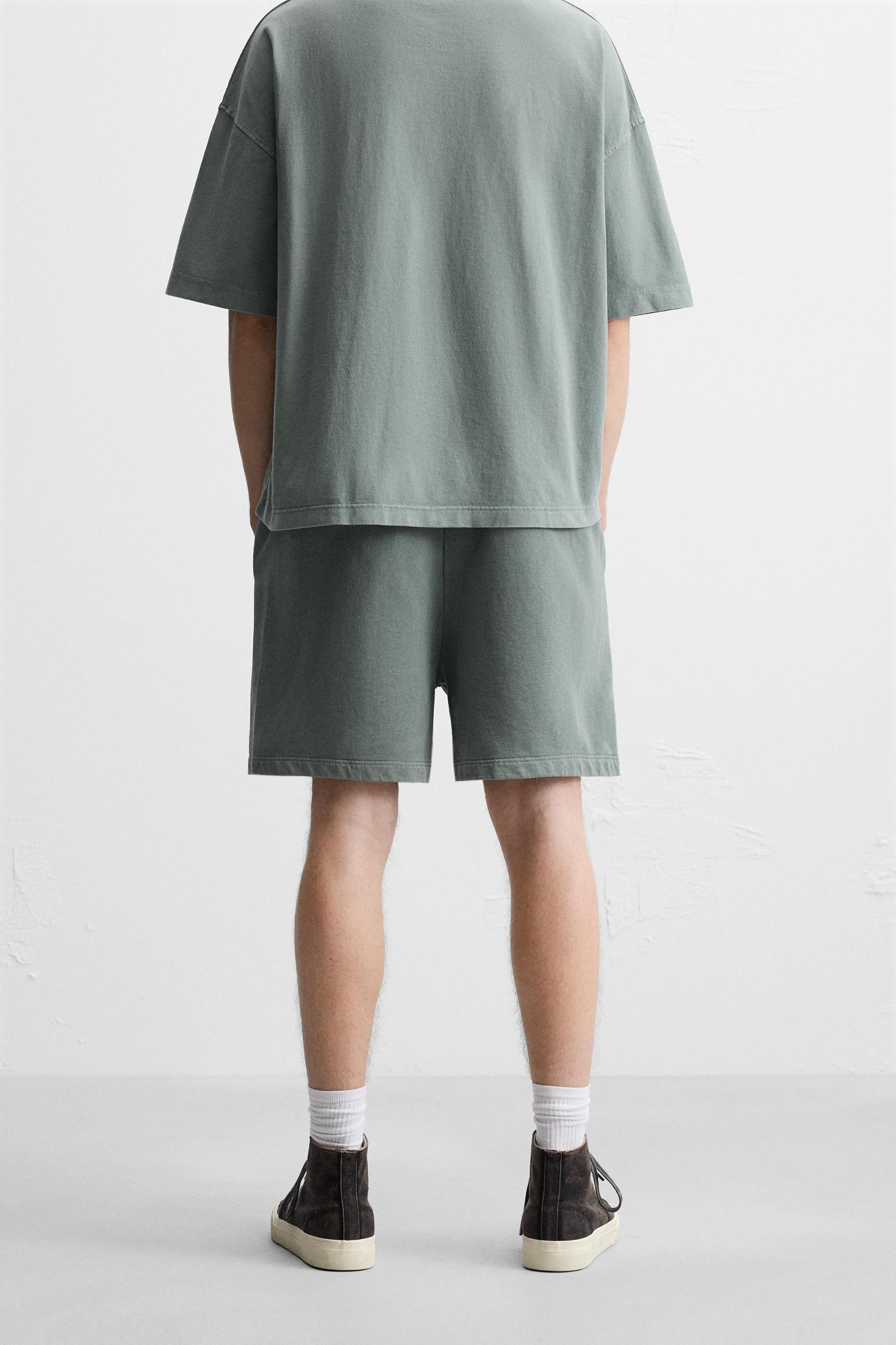 WASHED JOGGER SHORTS Product Image