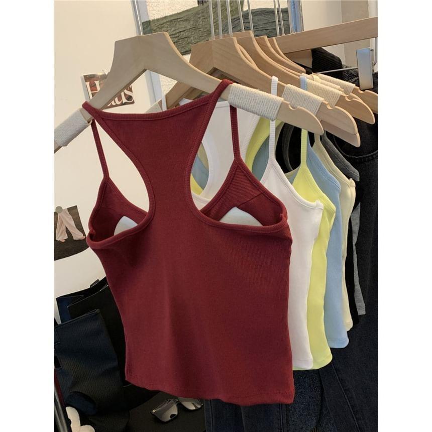 Scoop Neck Plain Tank Top Product Image