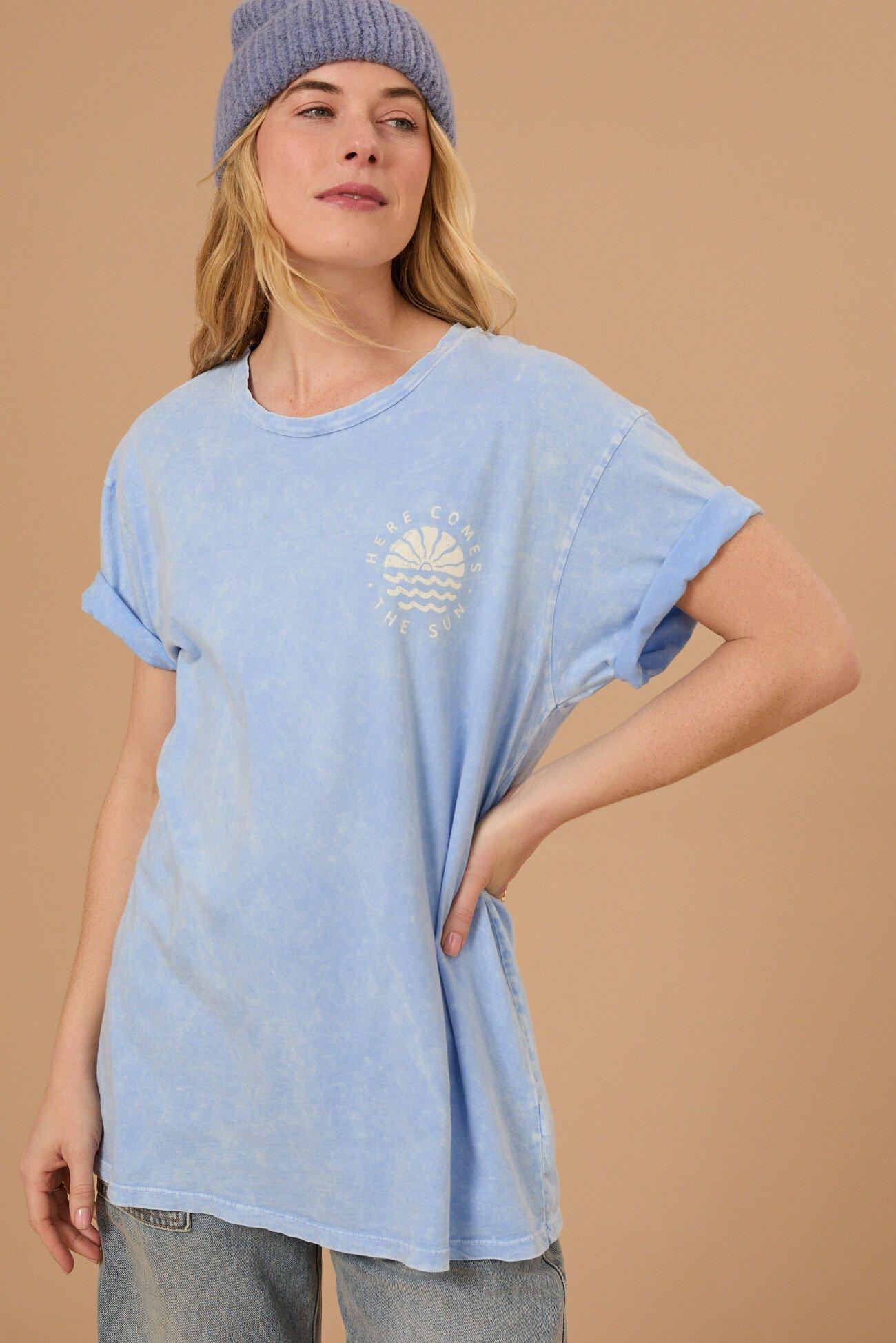 Here Comes The Sun Graphic Tee Product Image