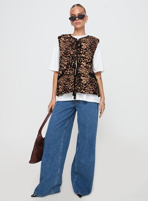 Samual Quilted Vest Leopard Product Image