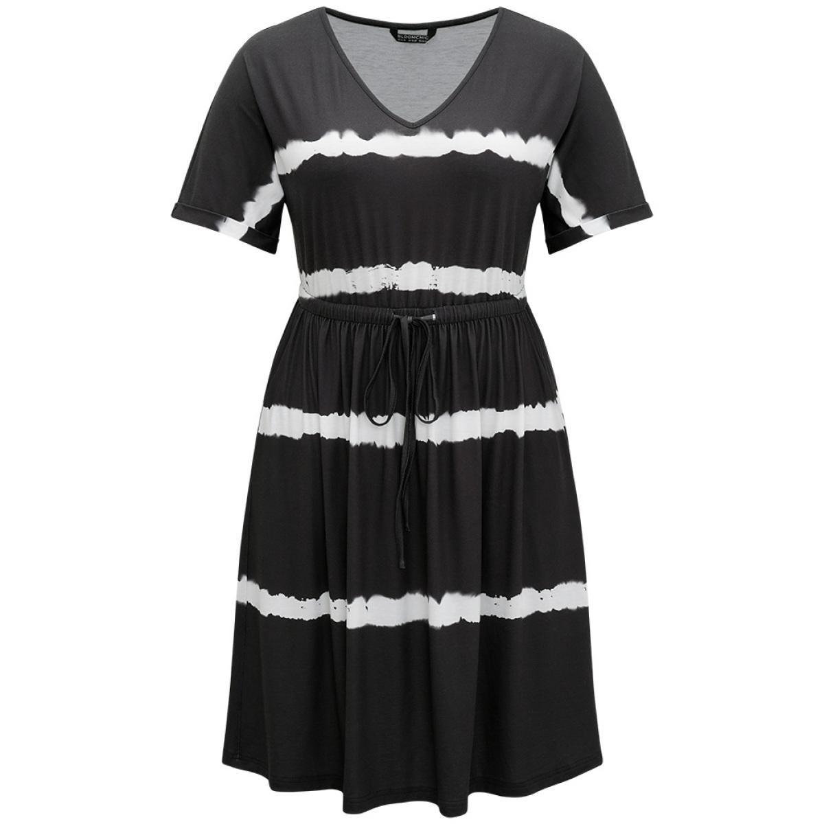 Plus Size Striped Tie Dye Pocket Drawstring Gathered Dress Black Women Casual Gathered V-neck Short sleeve Curvy Midi Dress BloomChic 10/M Product Image