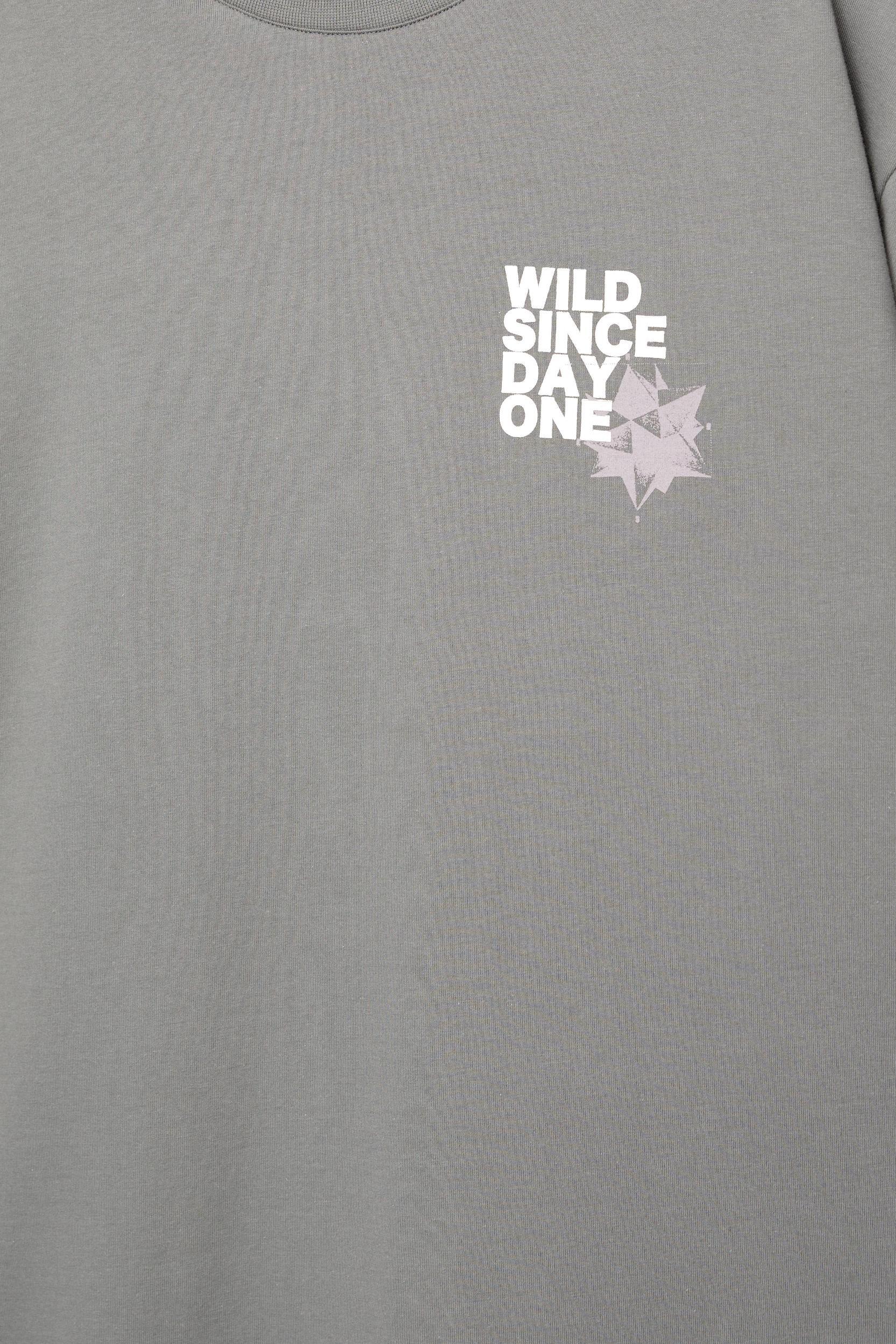 Slogan graphic T-shirt Product Image