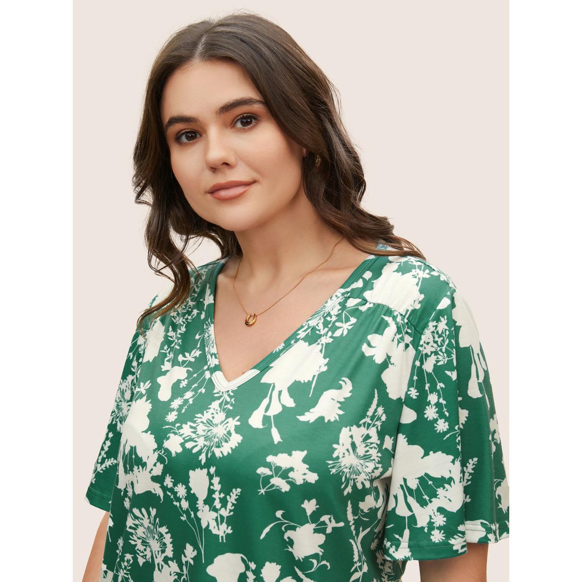 Plus Size Silhouette Floral Print Flutter Sleeve T-shirt DarkGreen Women Elegant Contrast Natural Flowers V-neck Everyday T-shirts BloomChic 12/L Product Image