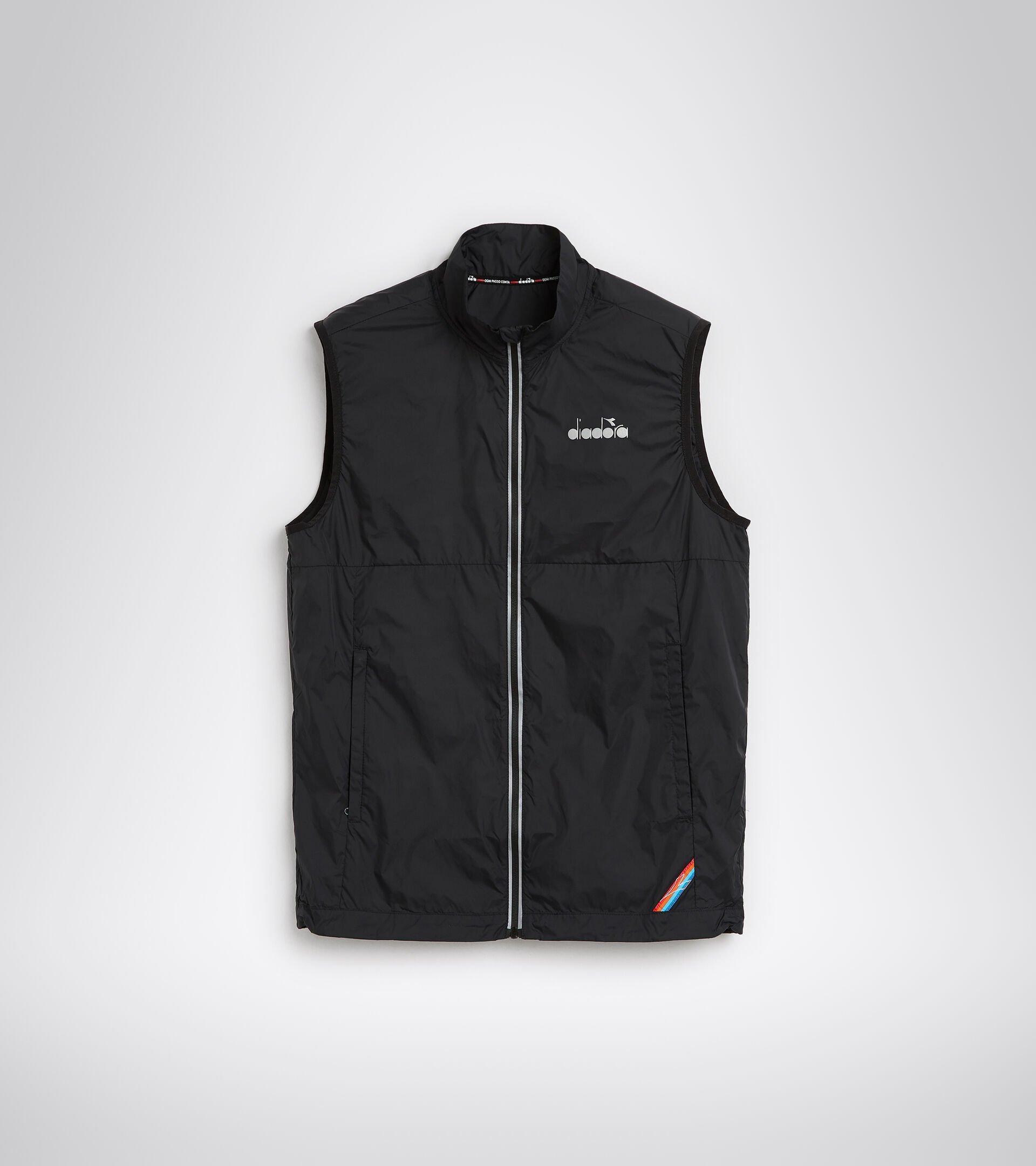 PACKABLE VEST Product Image