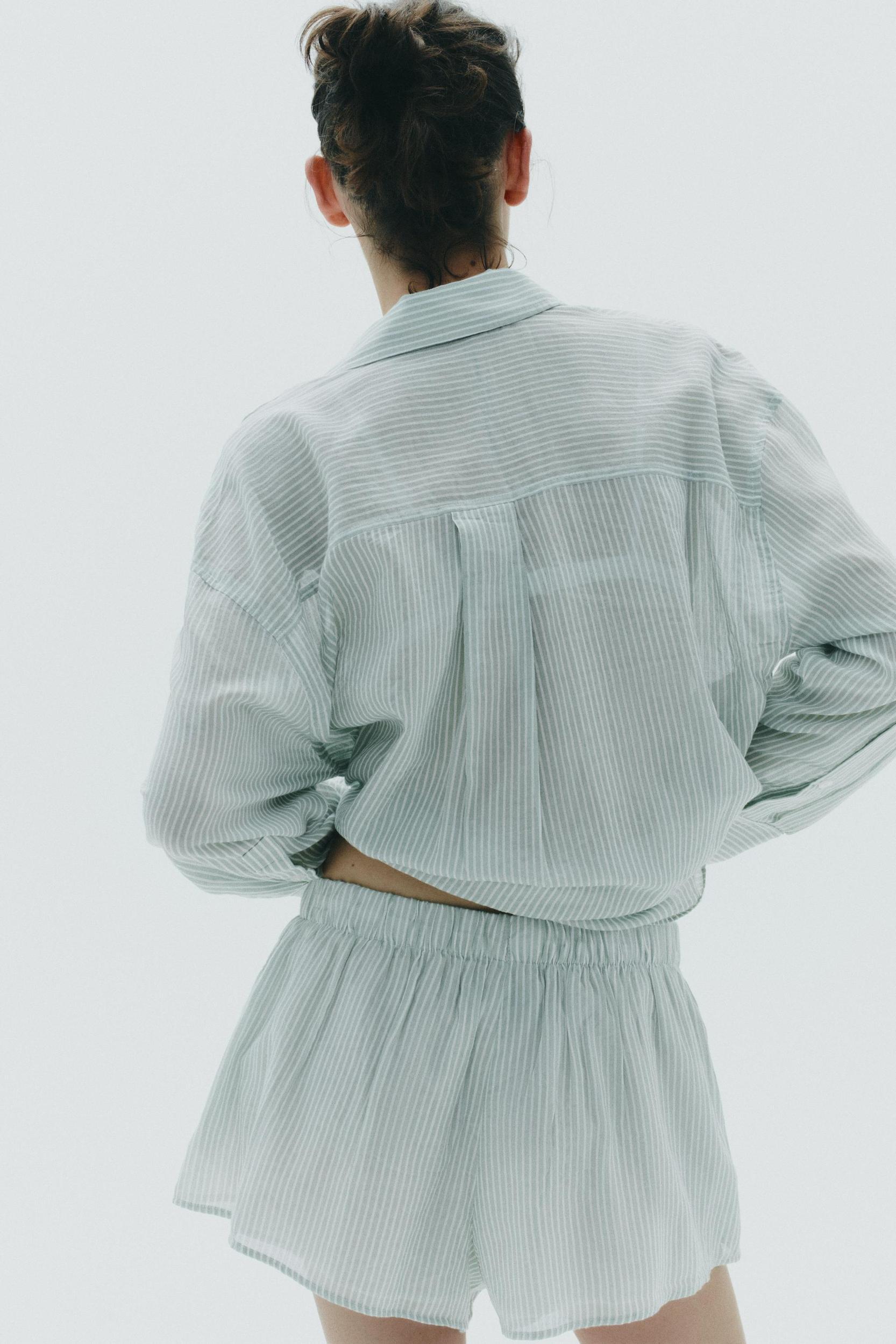 STRIPED GAUZE PAJAMA SHORTS Product Image