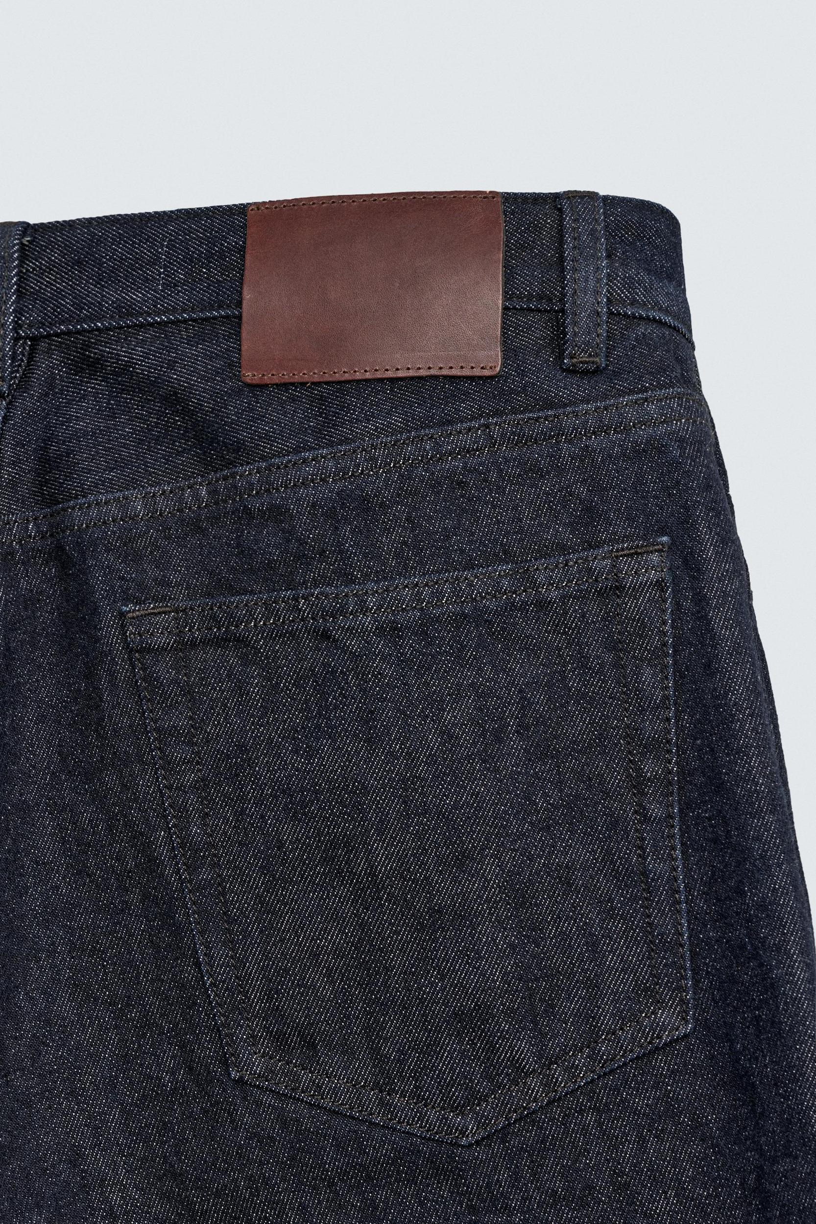 STRAIGHT FIT JEANS Product Image