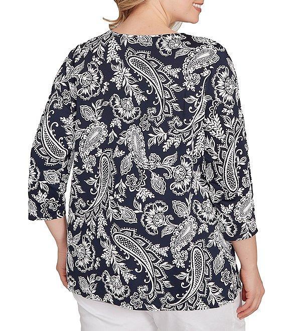 Ruby Rd. Plus Size Jacobean Print Scoop Neck 3/4 Sleeve Top Product Image