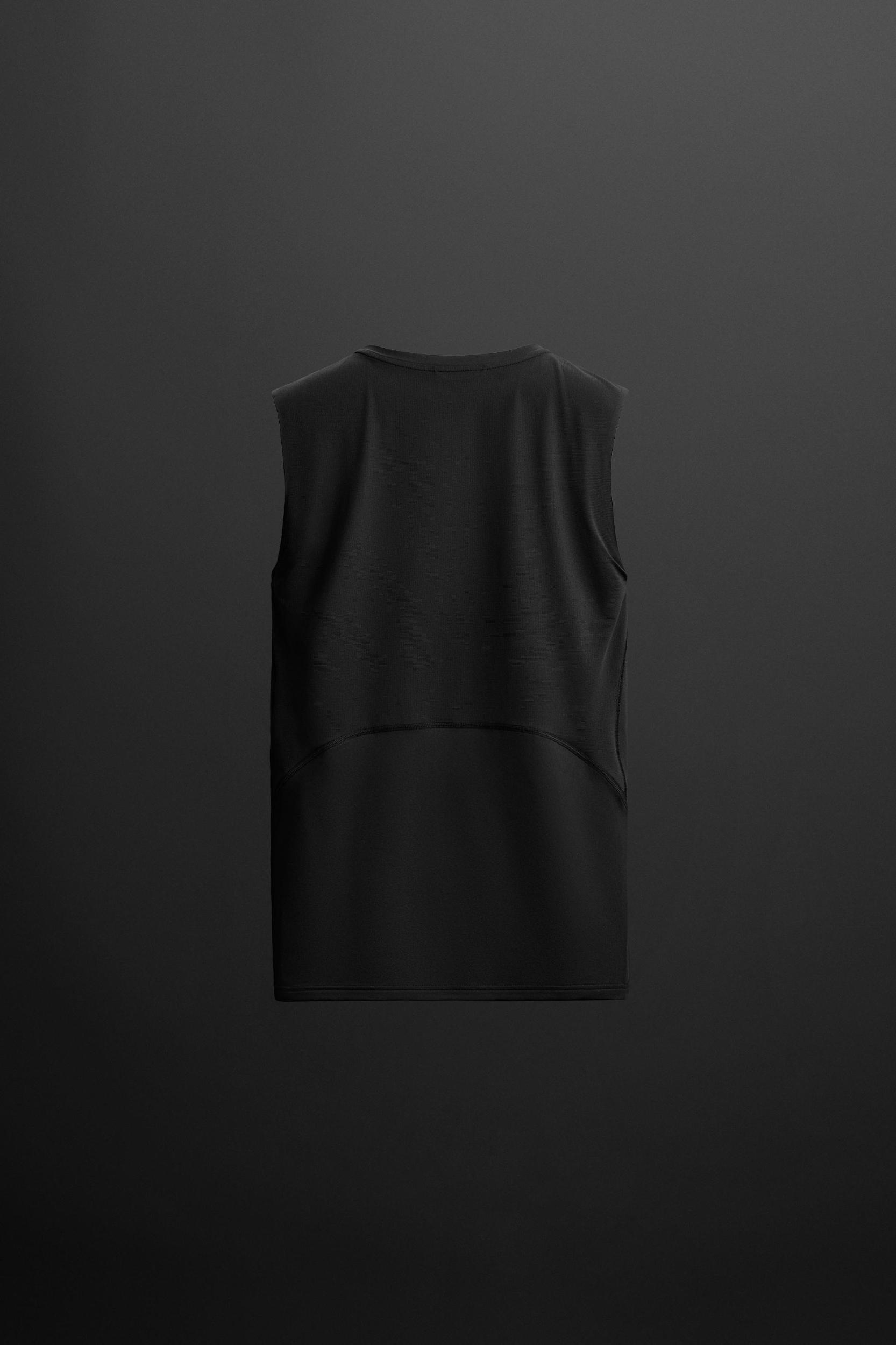 COMPRESSION TANK TOP Product Image