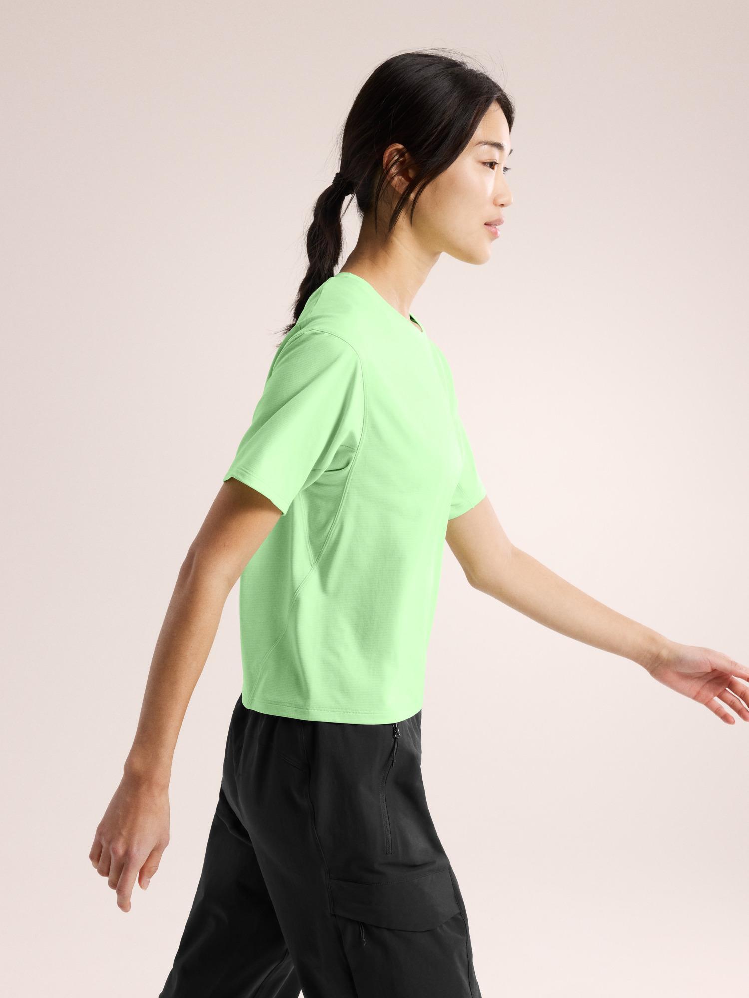 Taema Crop T-Shirt Women's Product Image