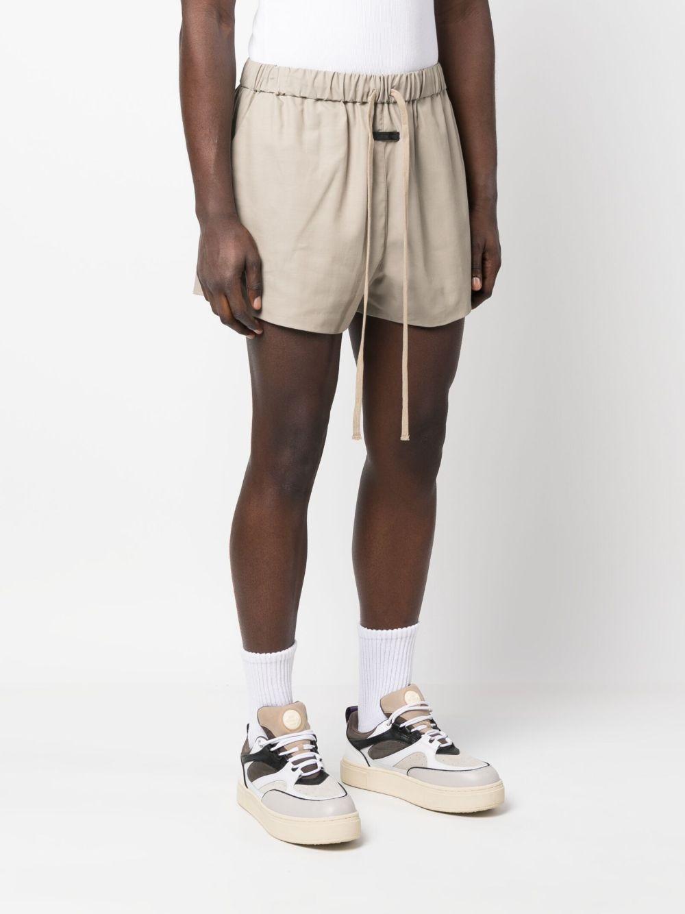 drawstring-waist short shorts Product Image