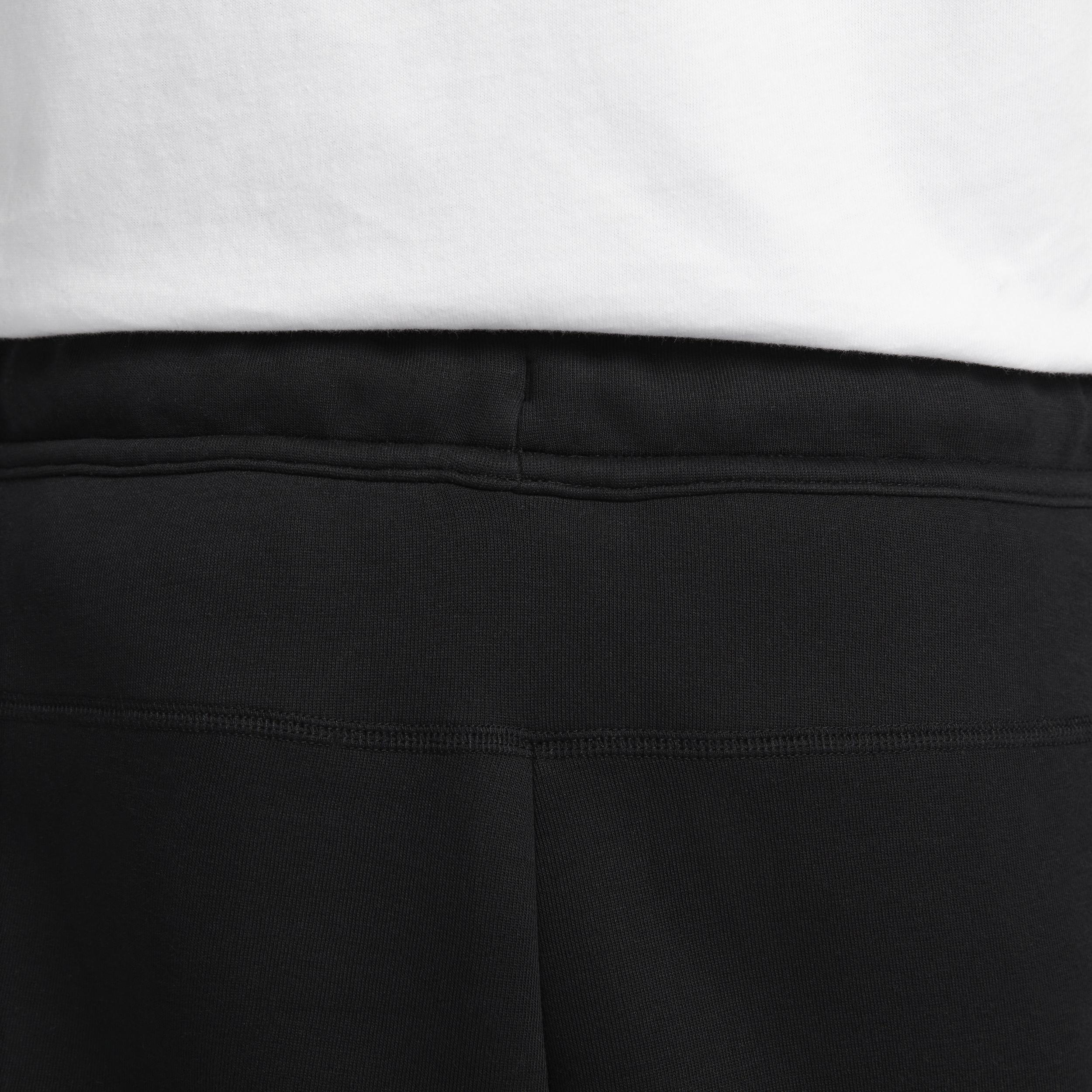 Nike Tech Fleece joggers in black Product Image