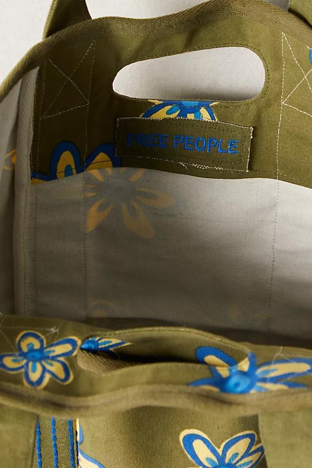 Printed Caravan Tote Product Image